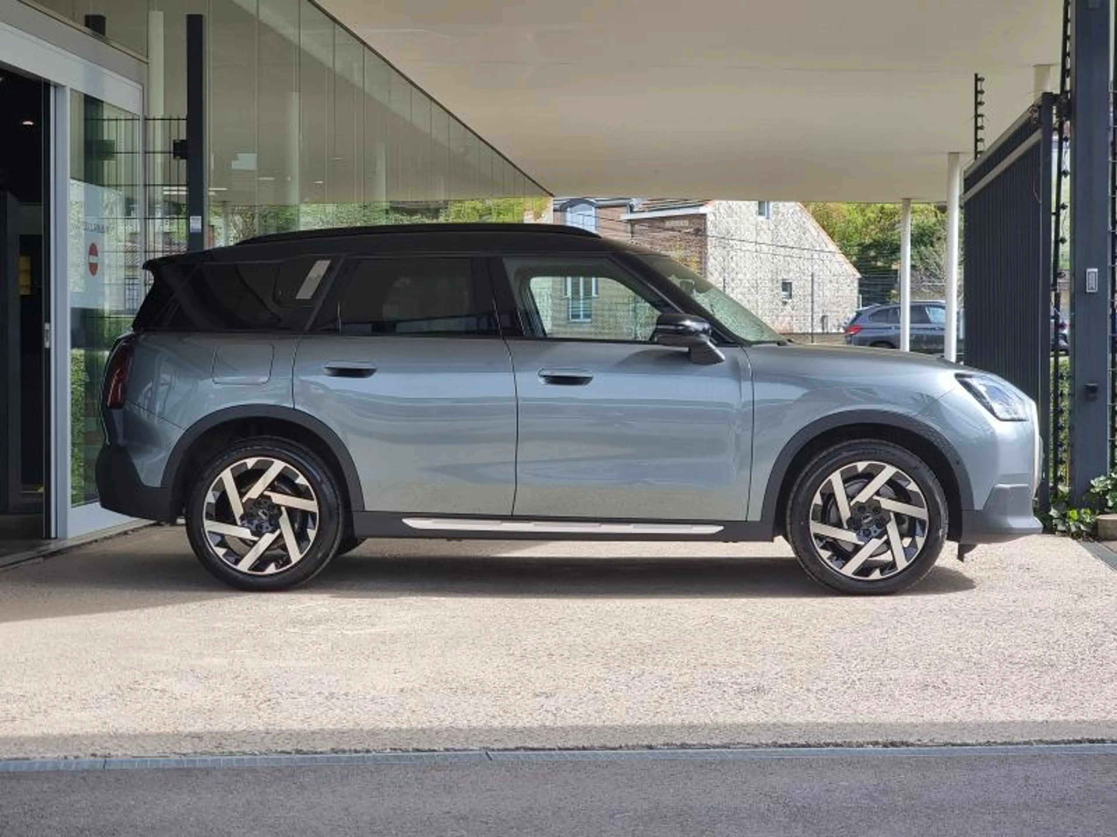 MINI Countryman C Trim Favoured Pack XL — photo 3