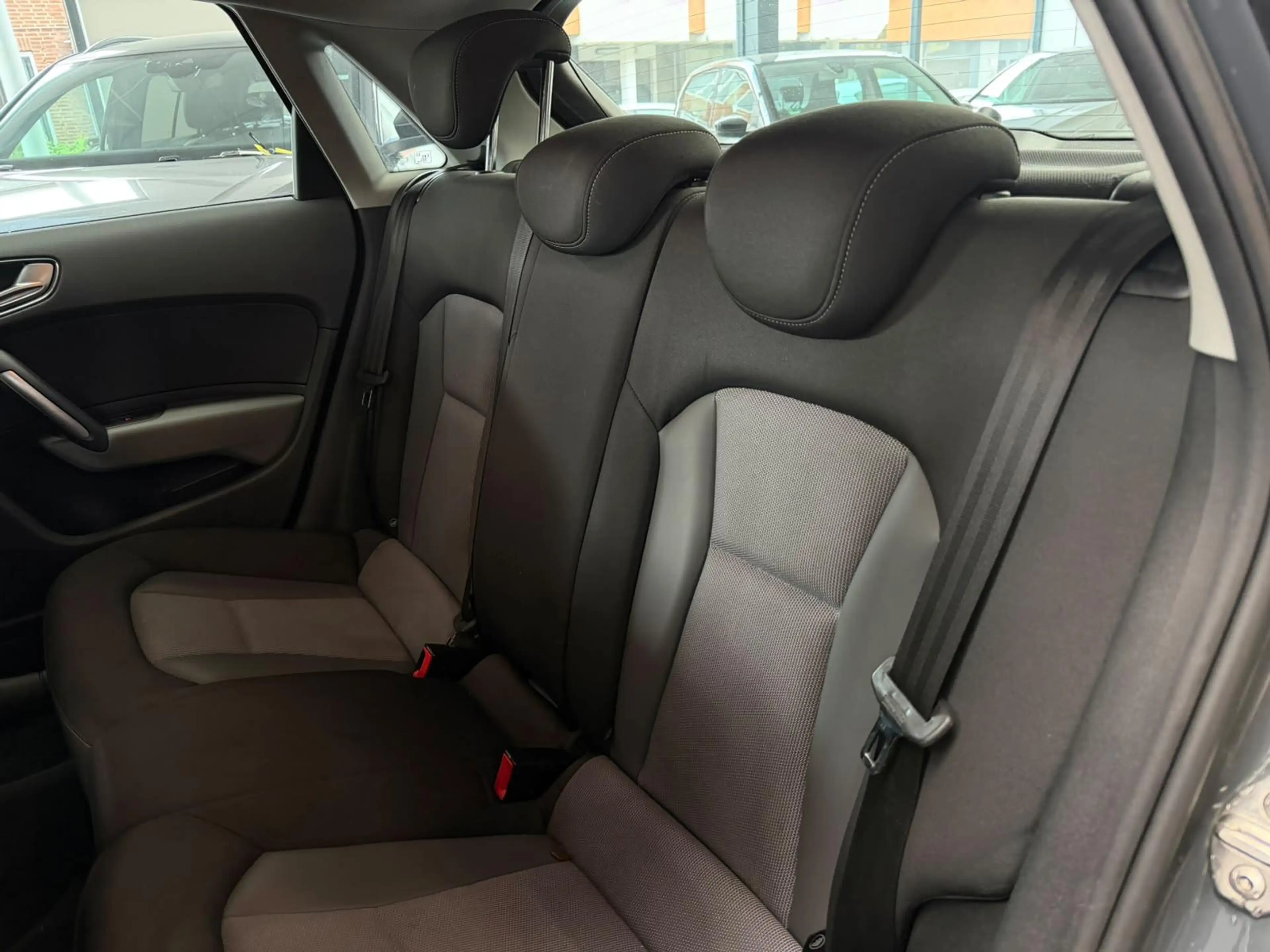 Audi A1 Sportback 1.0 TFSI Pro S-Line / Automaat / — photo 9