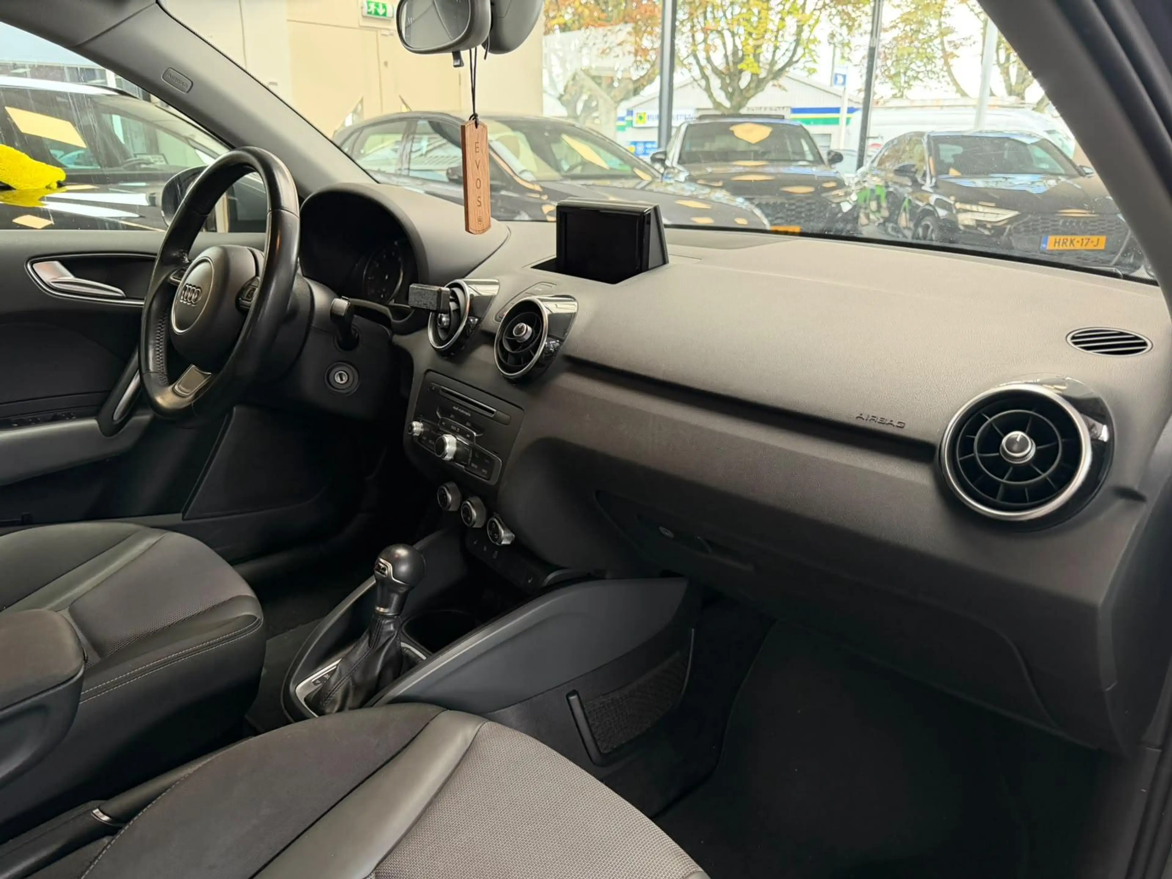 Audi A1 Sportback 1.0 TFSI Pro S-Line / Automaat / — photo 10