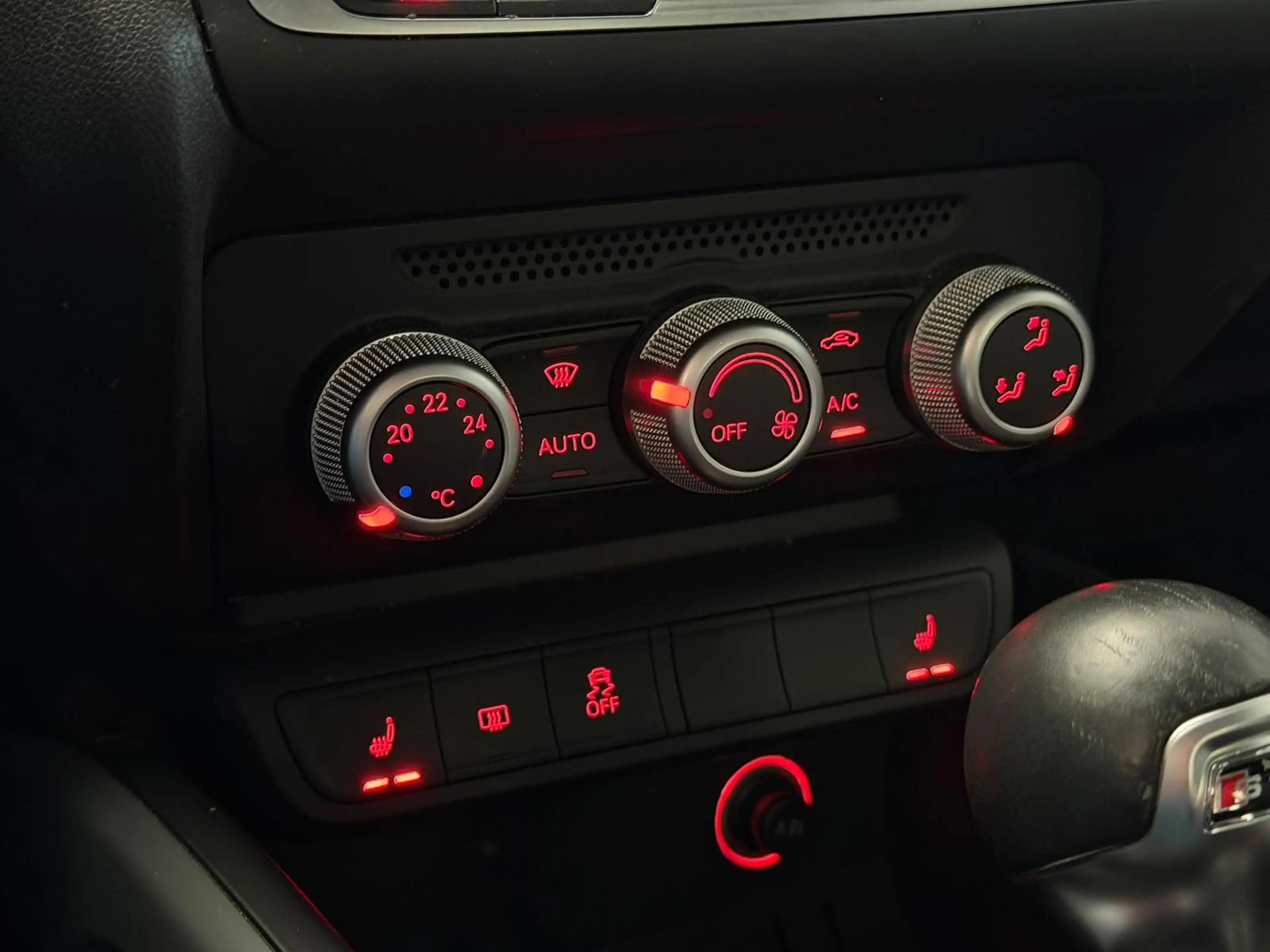 Audi A1 Sportback 1.0 TFSI Pro S-Line / Automaat / — photo 11