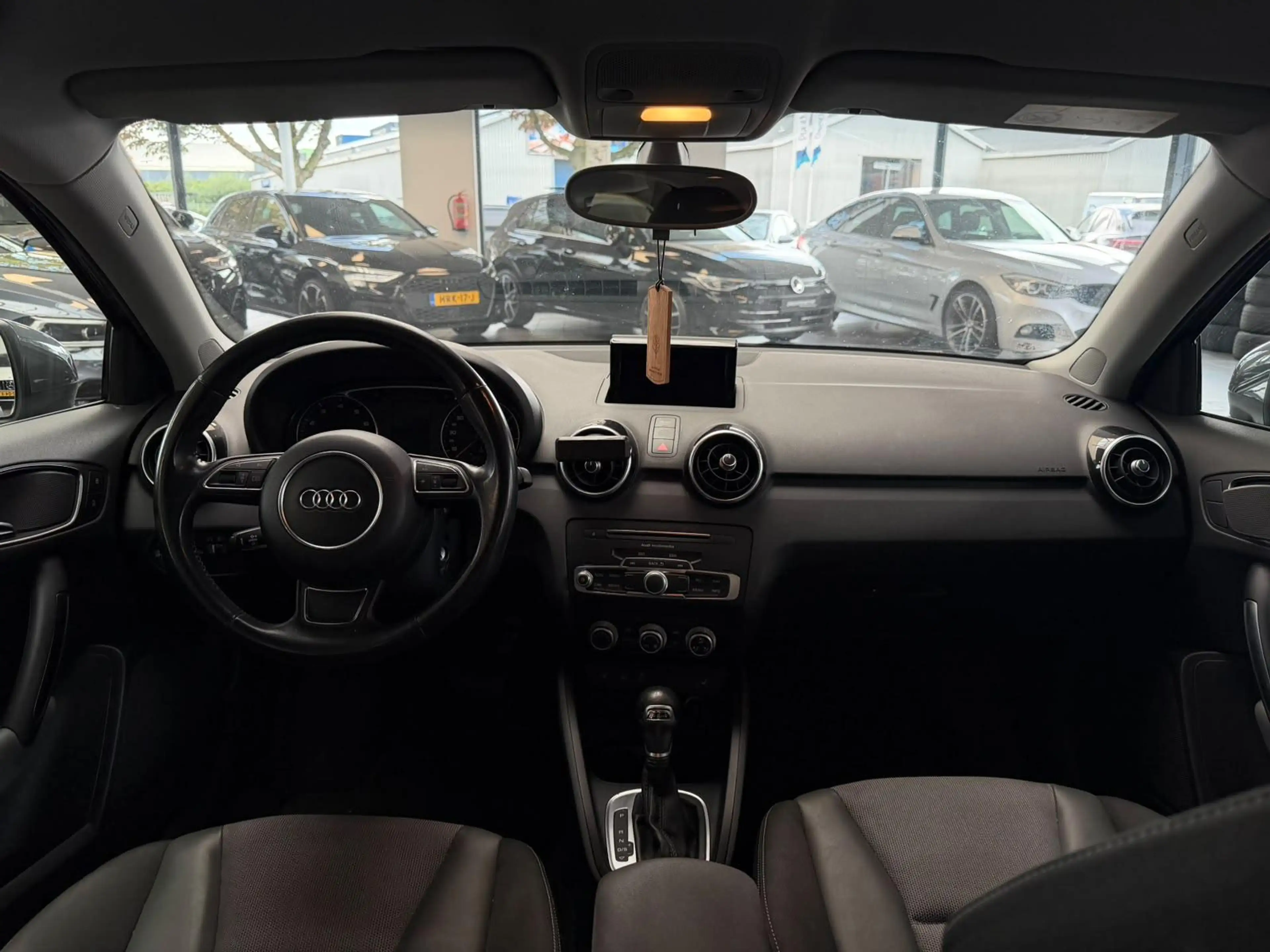 Audi A1 Sportback 1.0 TFSI Pro S-Line / Automaat / — photo 7
