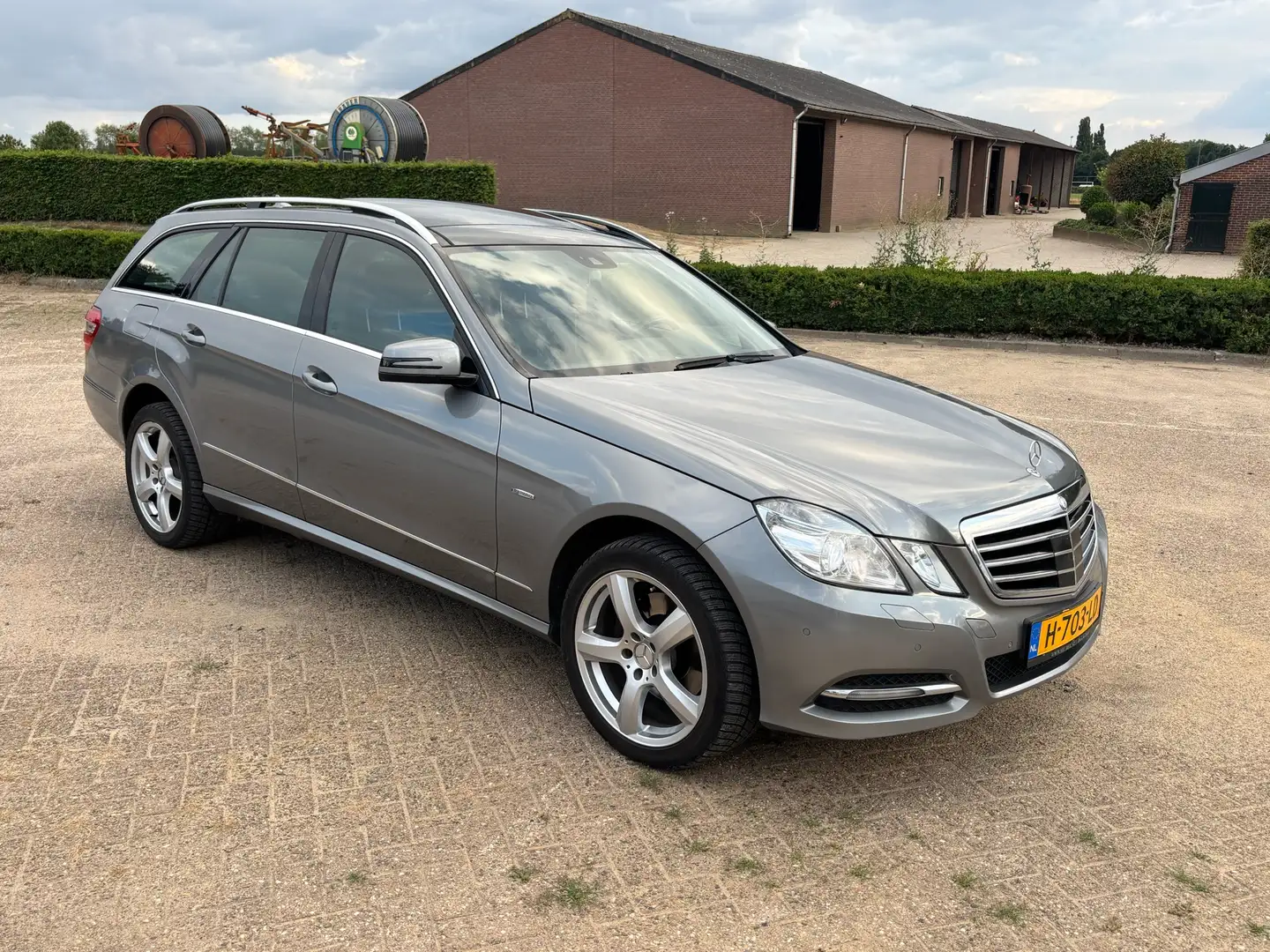 Mercedes-Benz E 350 aventgarde blue effictive Gris - 2