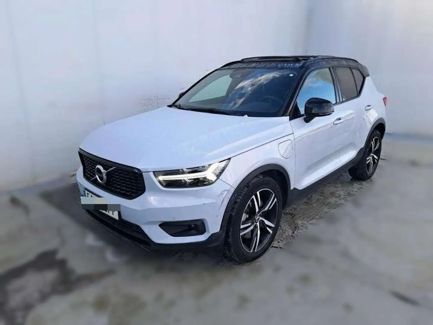 Volvo XC40 T4 Recharge R-Design Aut. Gris - 1