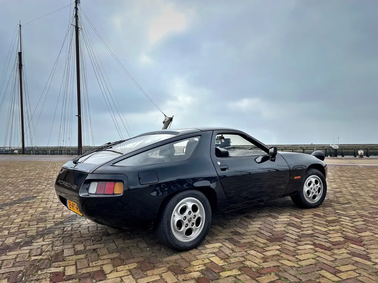 Porsche 928 4.5 Coupé, foto 5