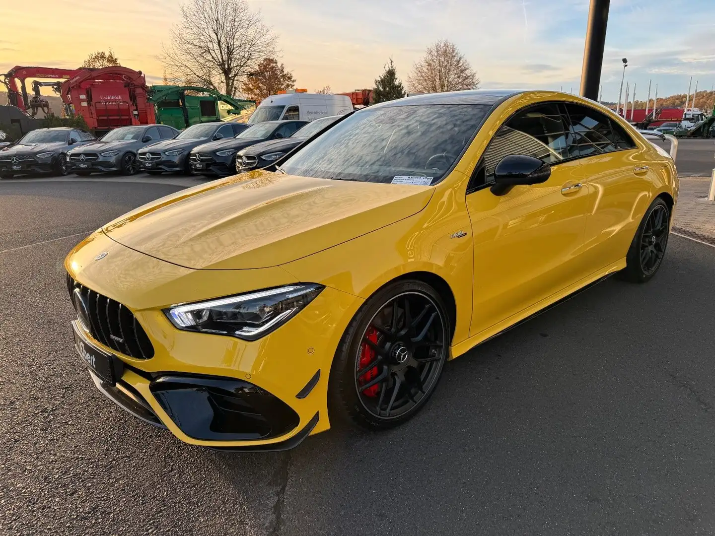 Mercedes-Benz CLA 45 AMG +Aerodynamic+Pano+Burm+Multikontur+ Jaune - 2