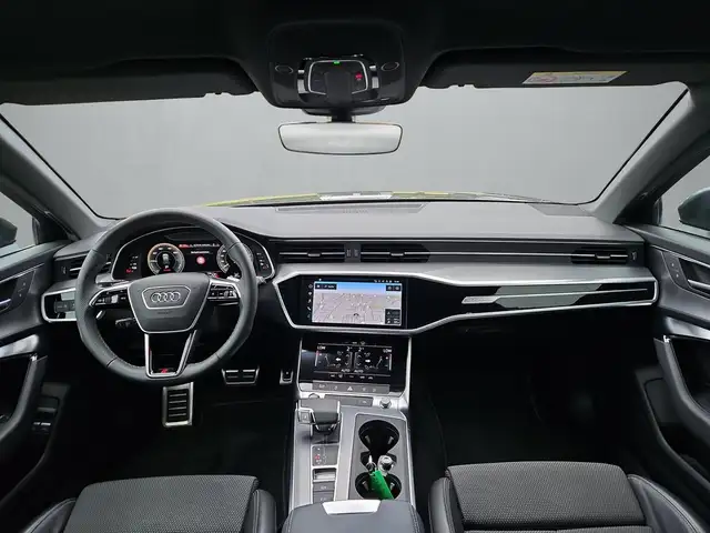 Audi A6 view 9