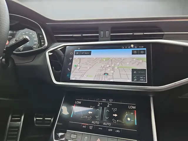 Audi A6 view 11