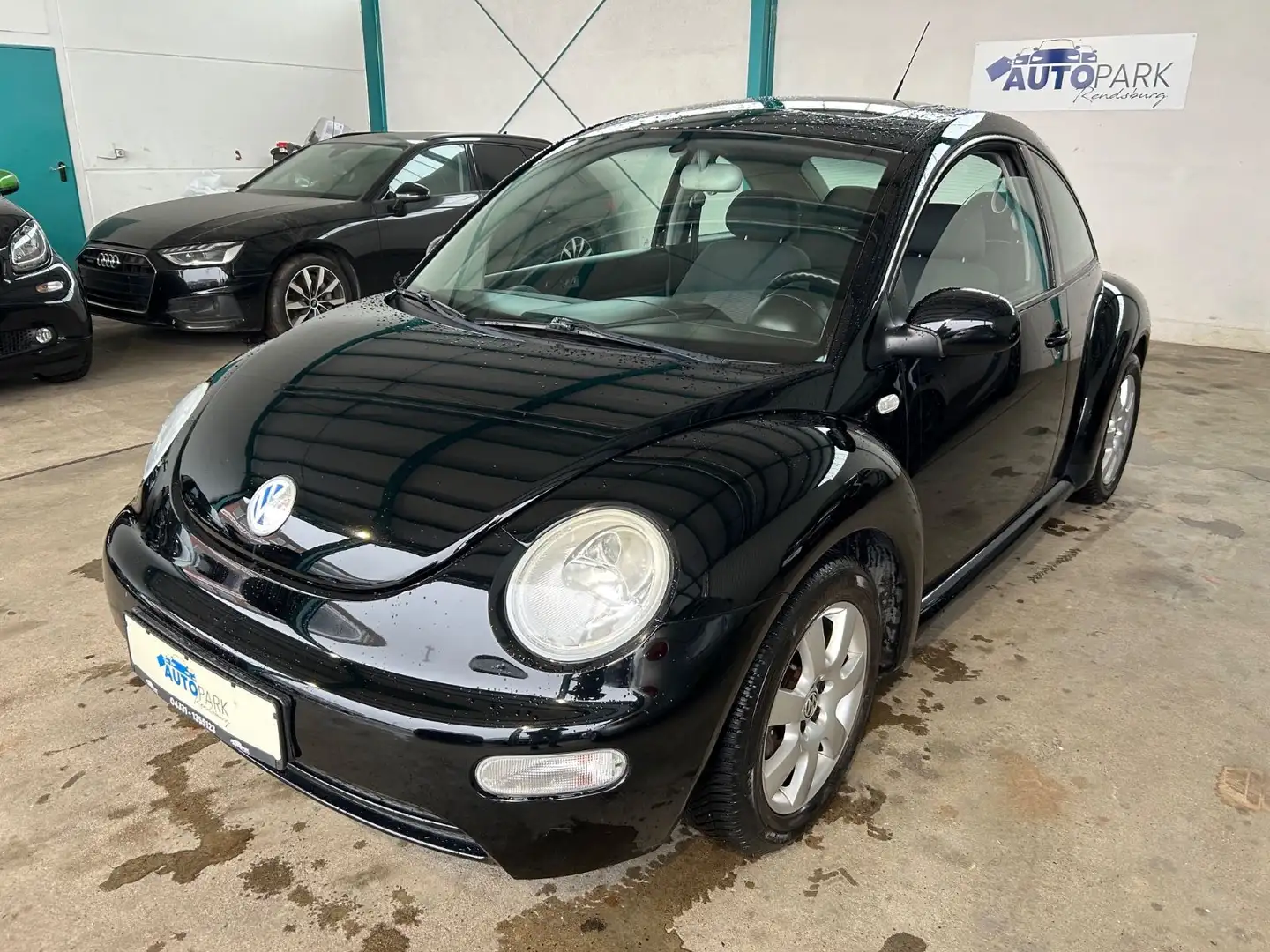 Volkswagen New Beetle 1.4 Schwarz - 1