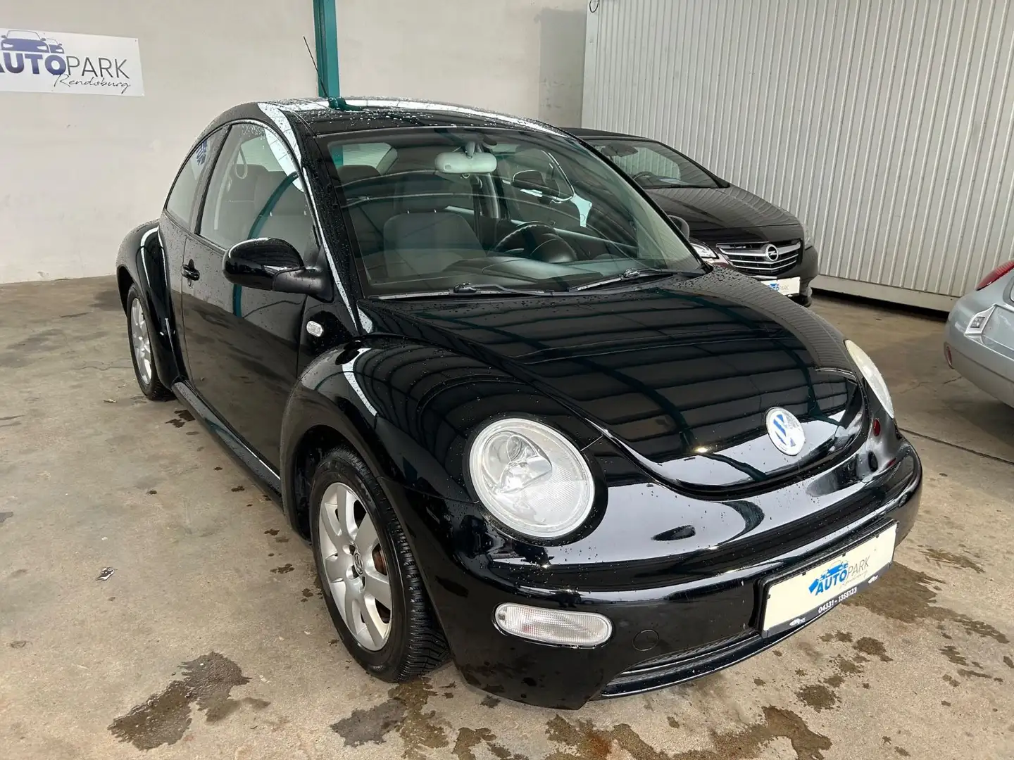 Volkswagen New Beetle 1.4 Schwarz - 2