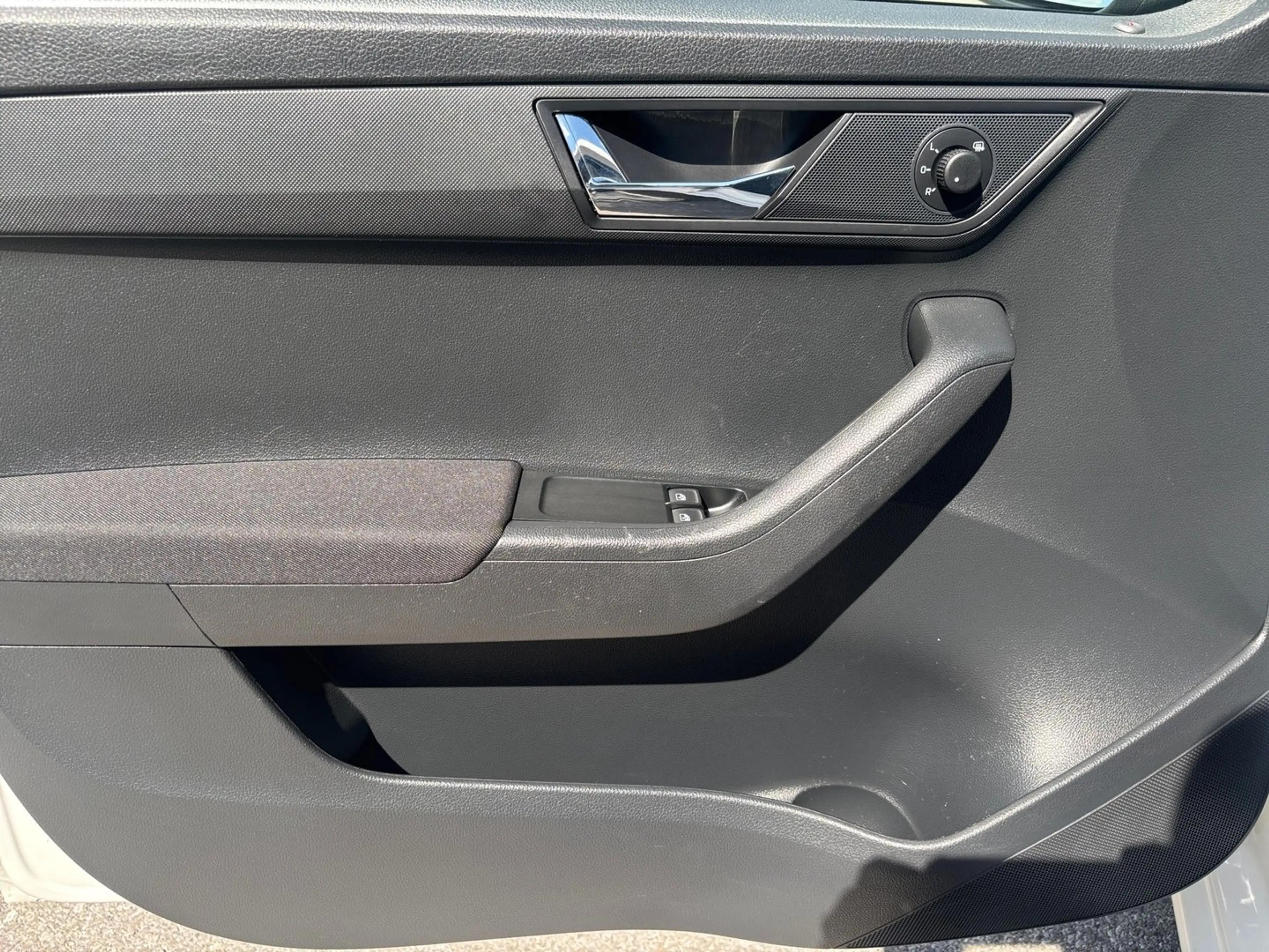 Skoda Fabia Ambition — photo 11