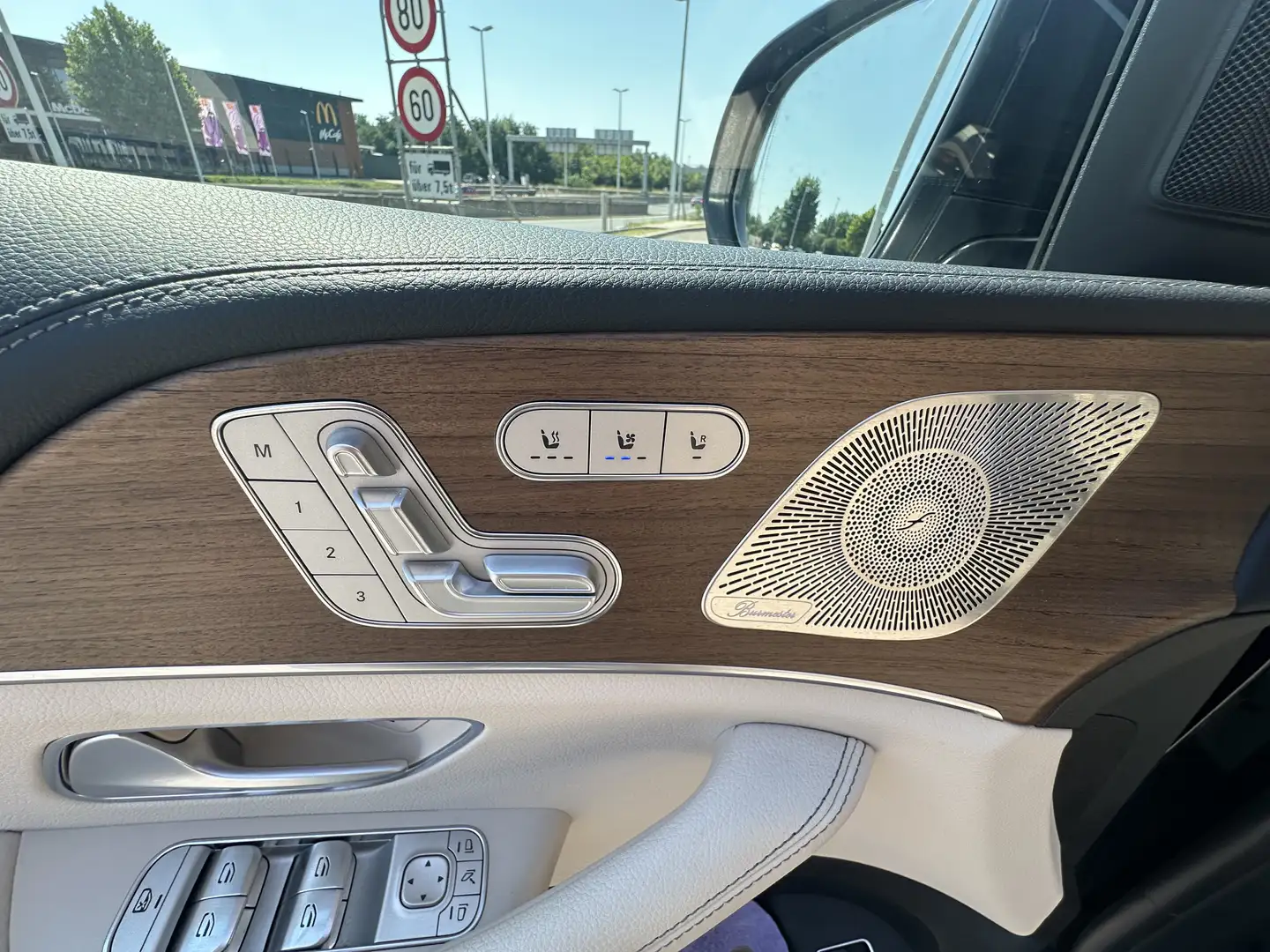 Mercedes-Benz GLS 400 d 4Matic 9G-TRONIC Exclusive - 2