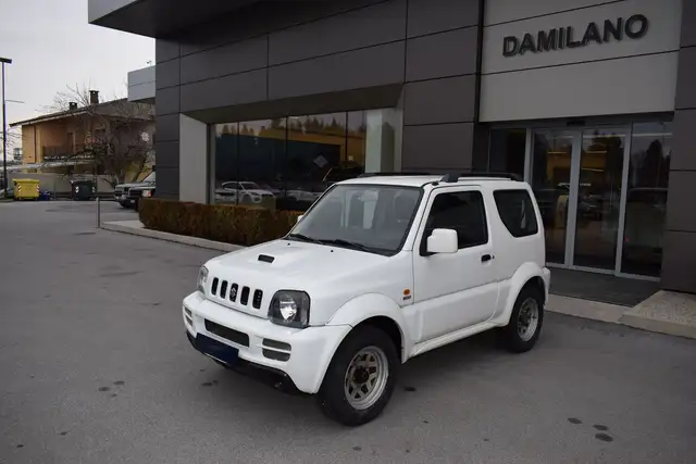 Suzuki Jimny Jimny 1.5 DDiS cat 4WD  NEOPATENTATI