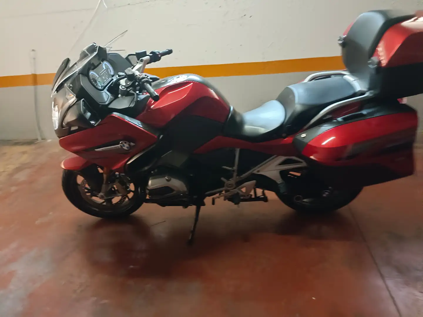 BMW R 1200 RT 2018 Rouge - 1