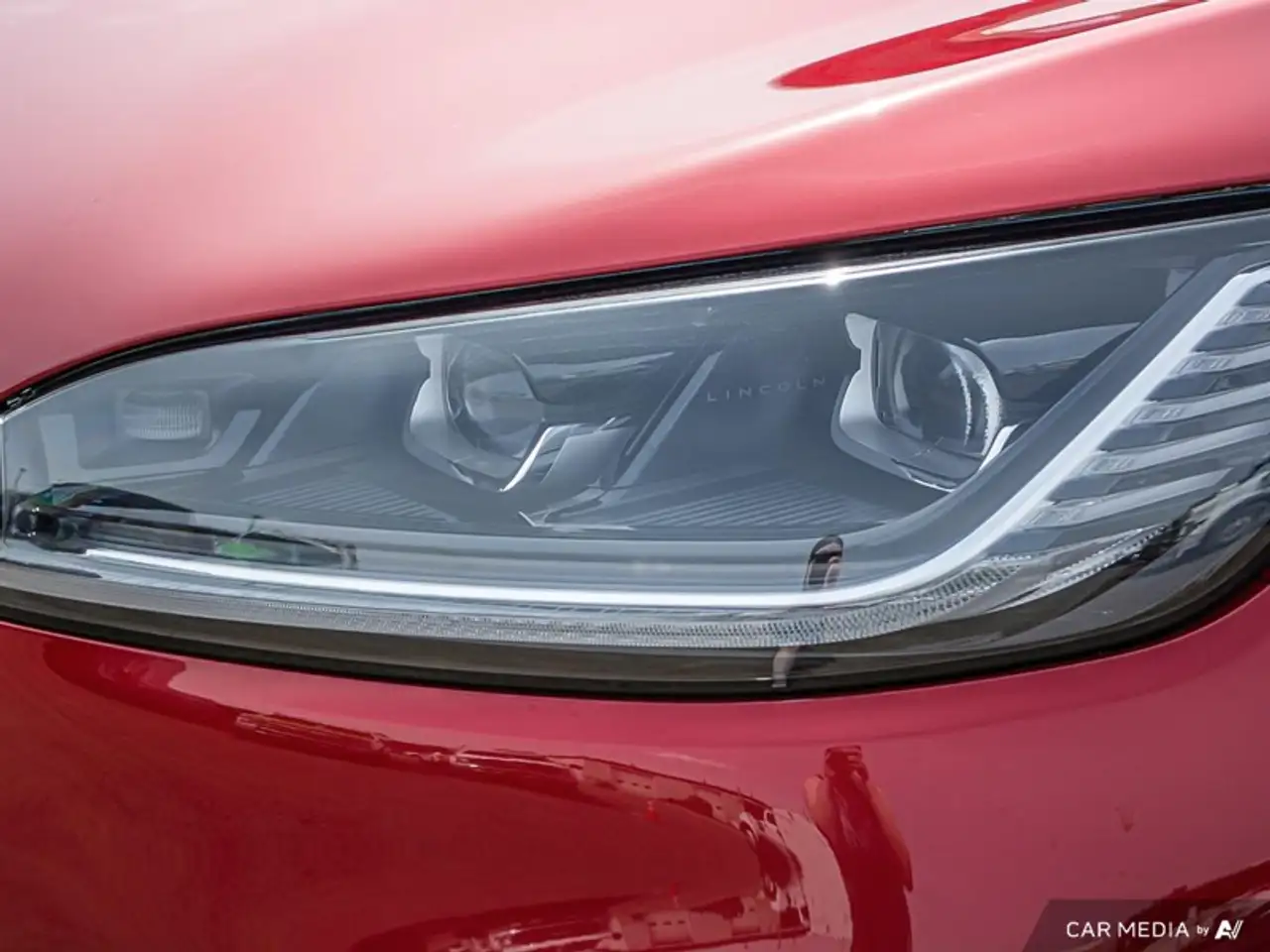 Lincoln Aviator снимка Lincoln Aviator
