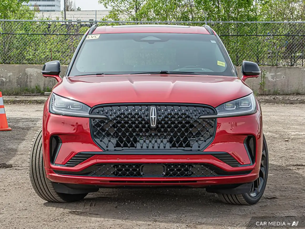 Lincoln Aviator снимка Lincoln Aviator