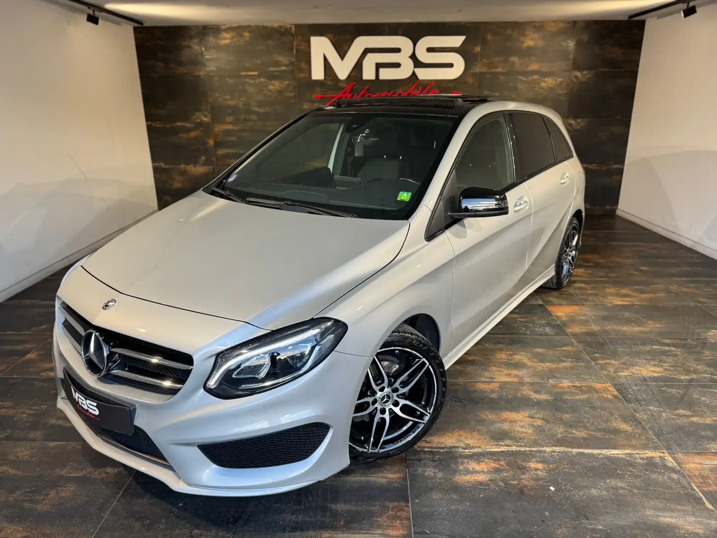 Mercedes-Benz B 160 B 160 * AMG * TOIT PANO * LED *CAMERA* GARANTIE * Argento - 2