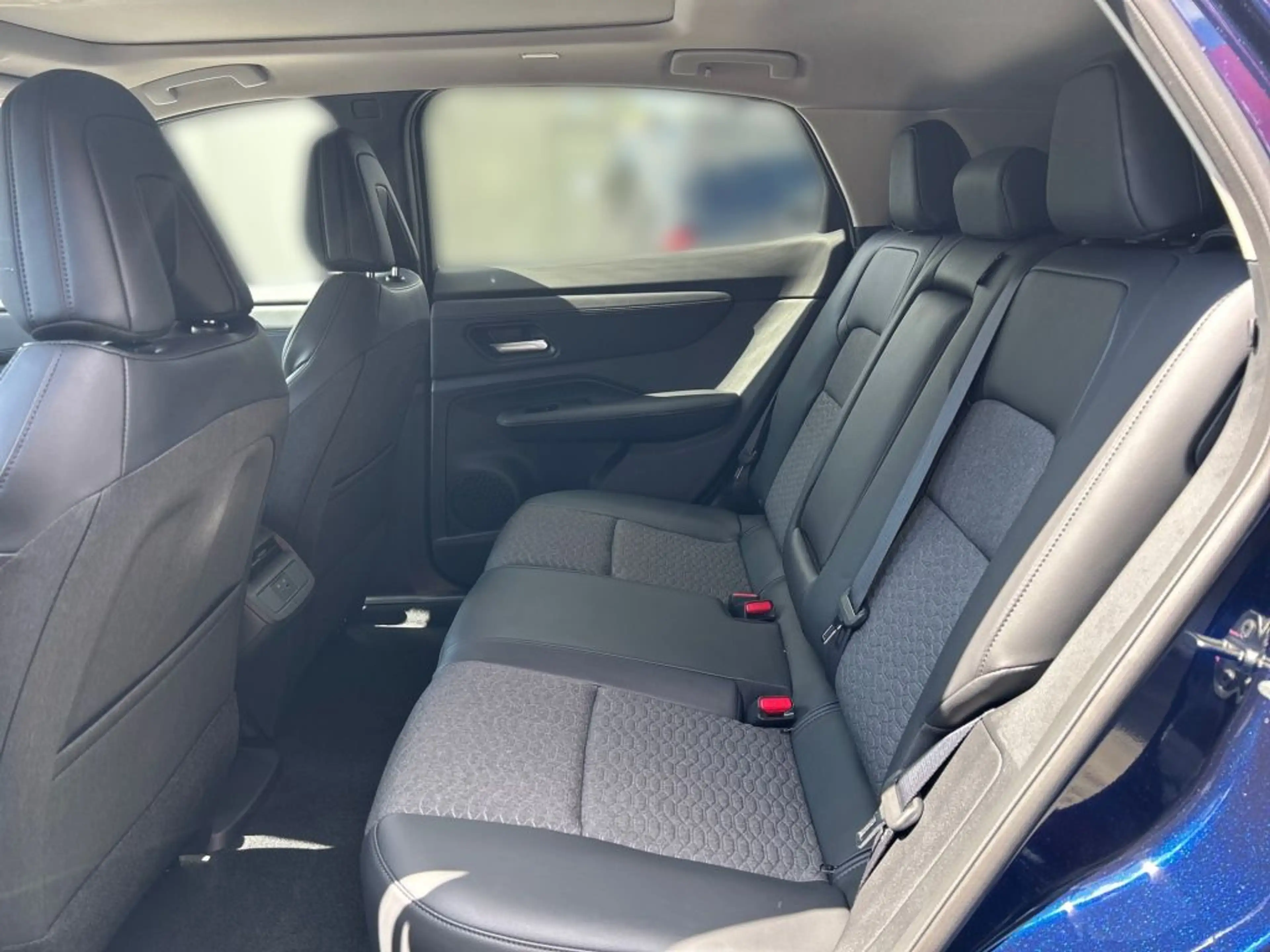 Nissan Ariya 87 kWh Advance Pack — photo 11
