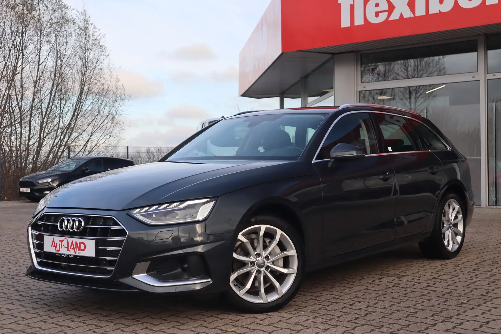 Audi A4 Avant 40 TDI advanced LED Navi Head-Up Kamera Grau - 2