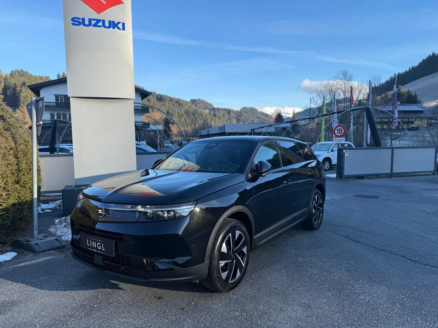 Opel Grandland 1.2 GS-Line Aut. *TECH PAKET* Schwarz - 1