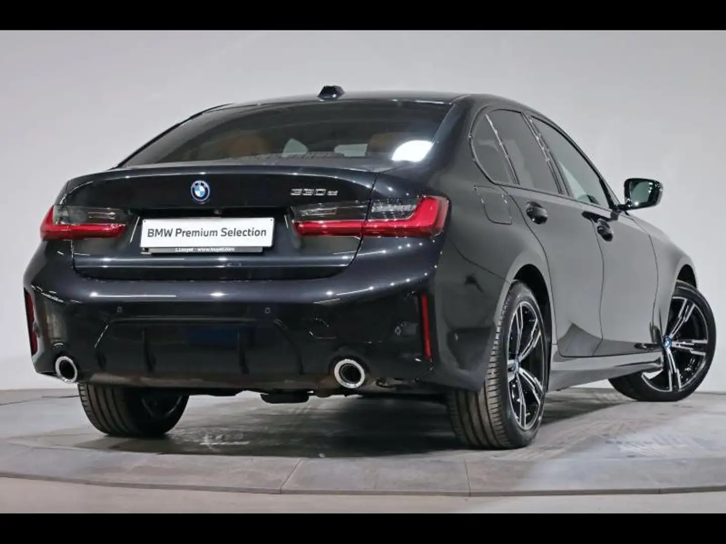 BMW 330 e Berline Kit M Sport Noir - 2