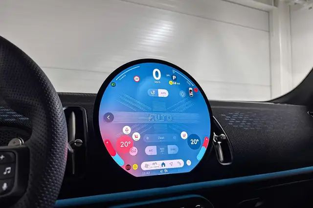MINI Countryman view 15