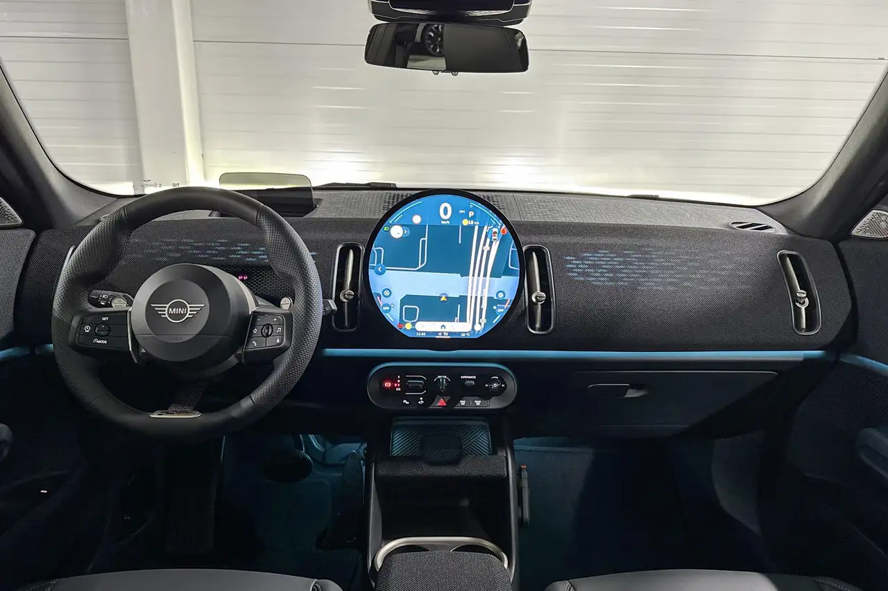 MINI John Cooper Works Countryman 2026 — фото 11
