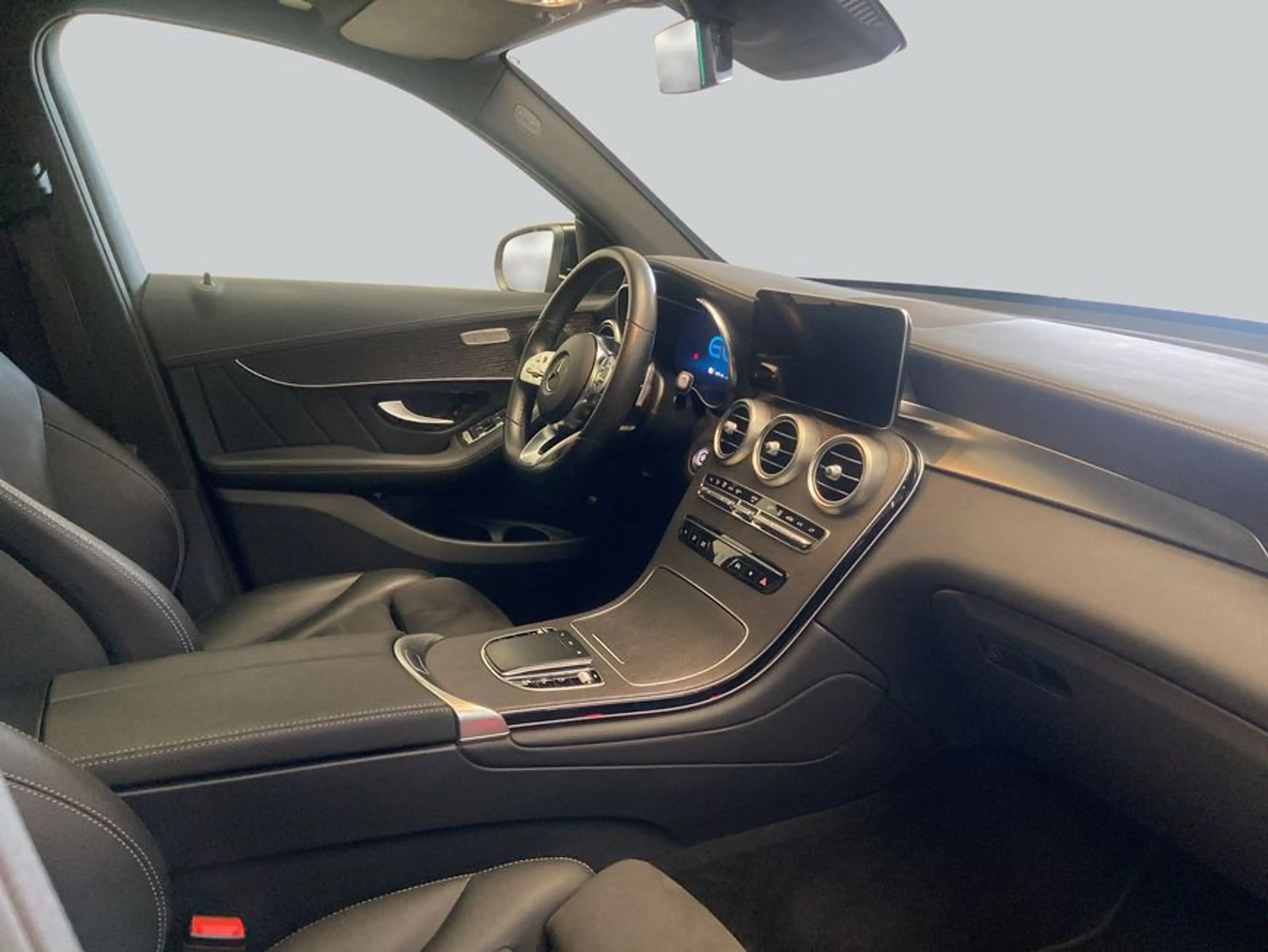 Mercedes-Benz GLC 300 GLC — photo 12