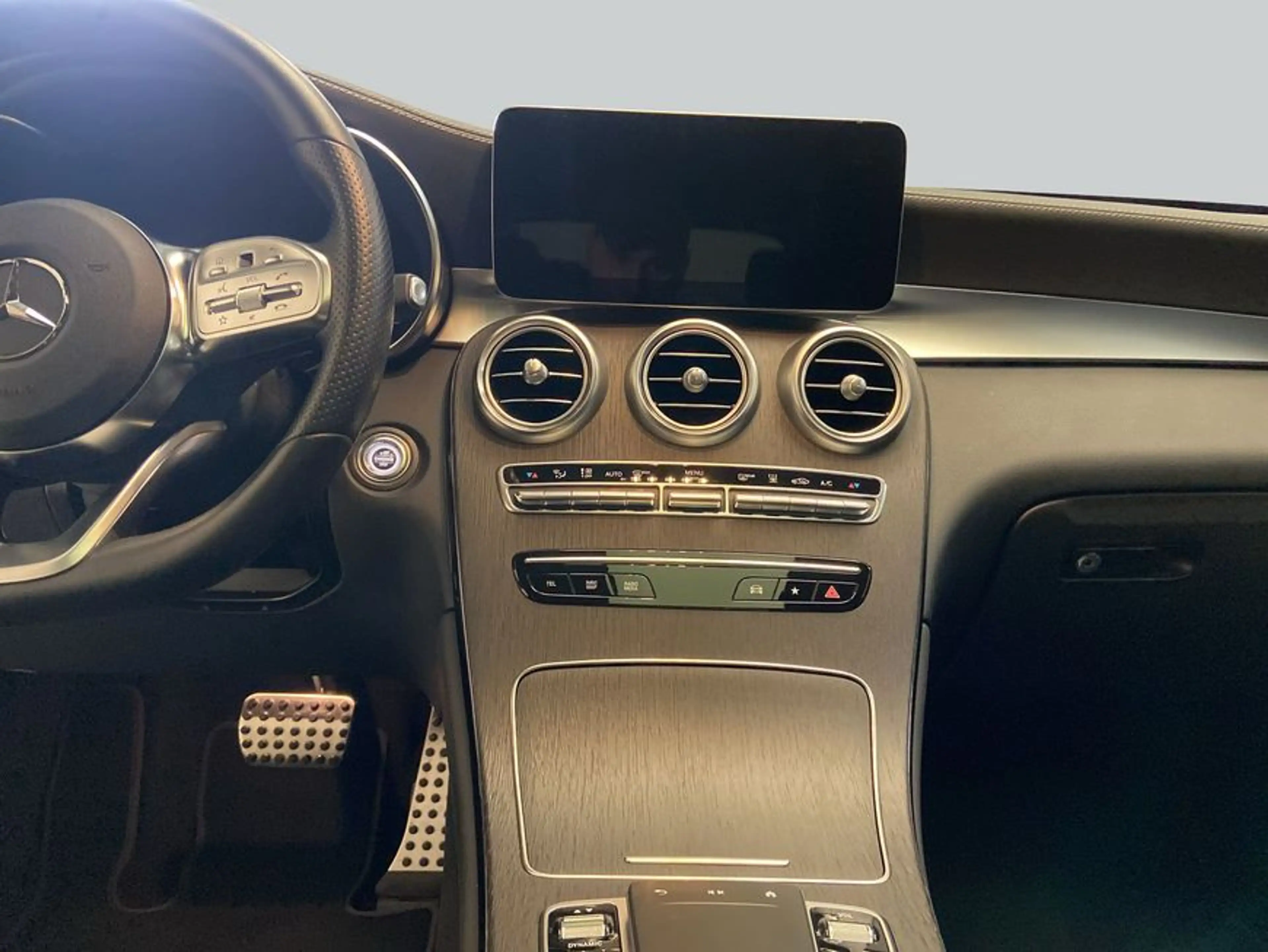 Mercedes-Benz GLC 300 GLC — photo 14