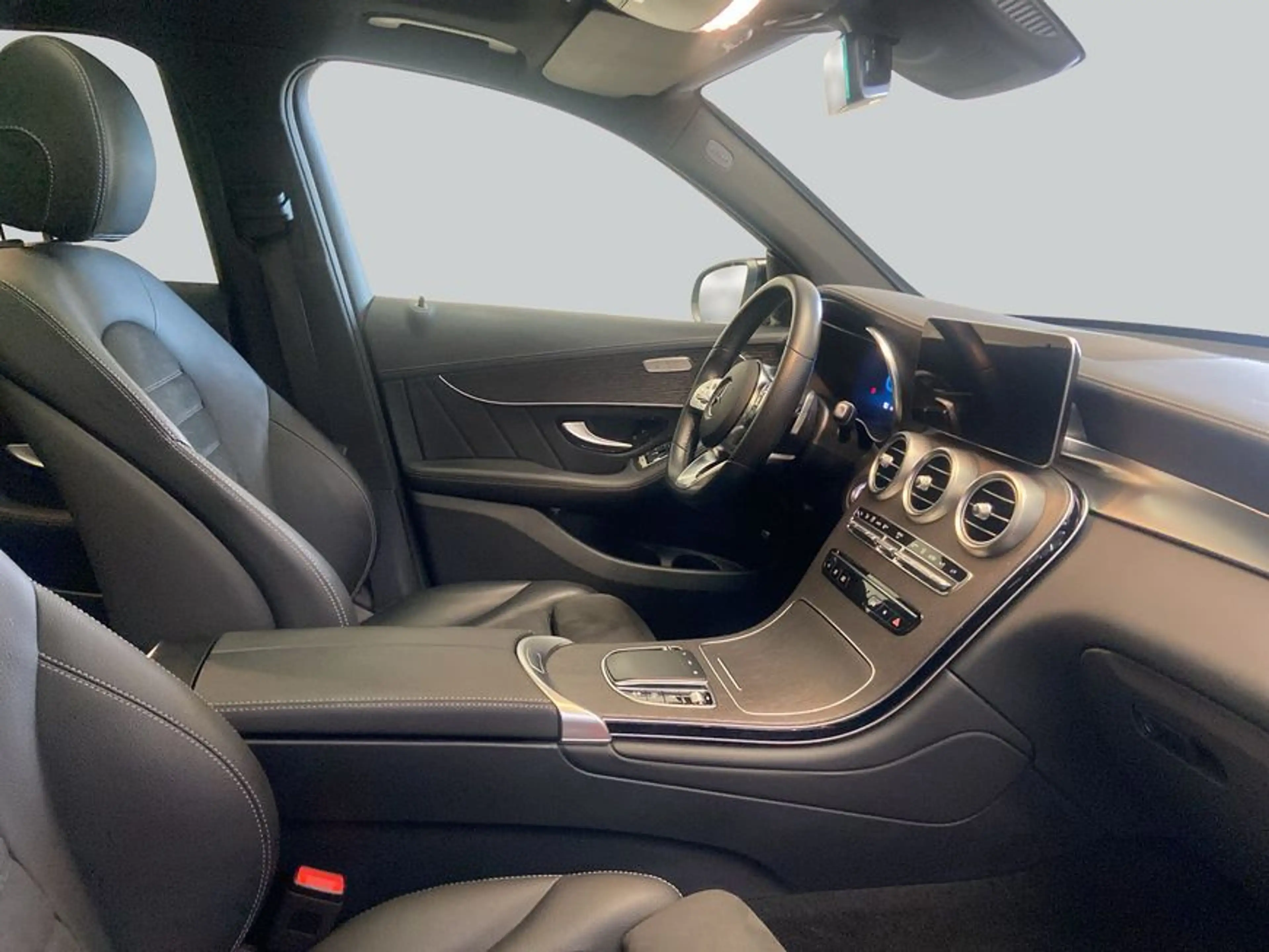 Mercedes-Benz GLC 300 GLC — photo 15