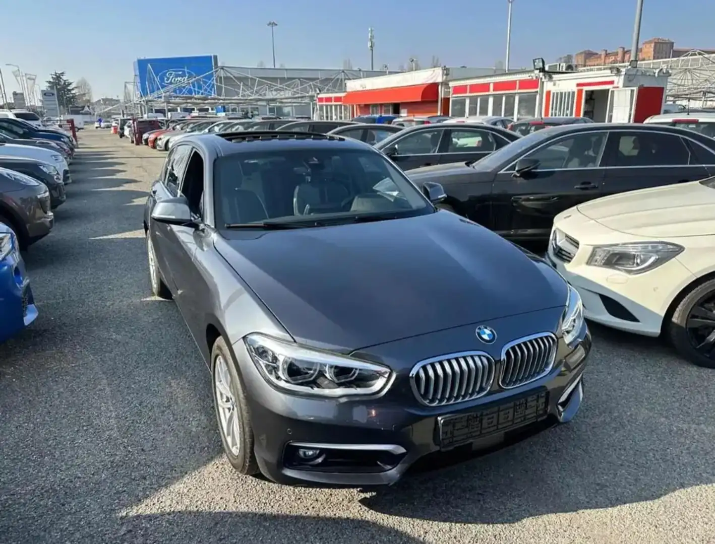 BMW 118 118d5p Edition Metropolitan Modell Grigio - 2