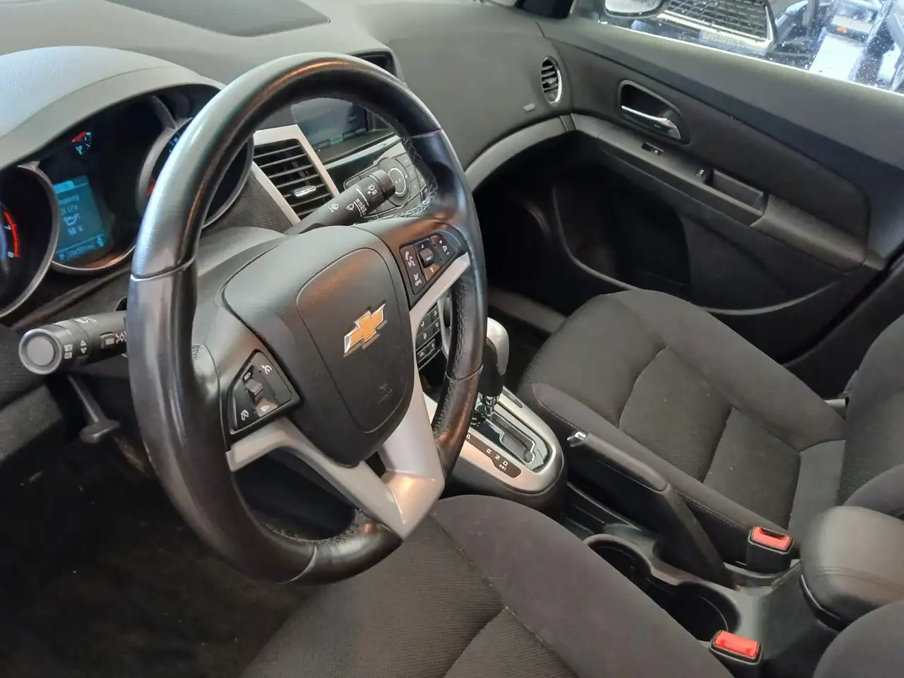 Chevrolet Cruze снимка Chevrolet Cruze