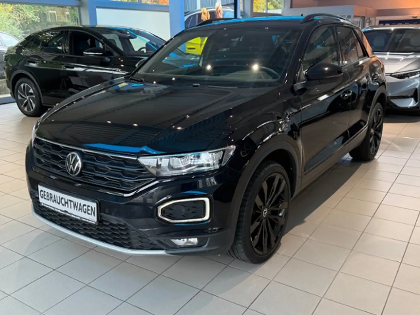 Volkswagen T-Roc 1.5 TSI Sport DCC RFK NAVI Schwarz - 2