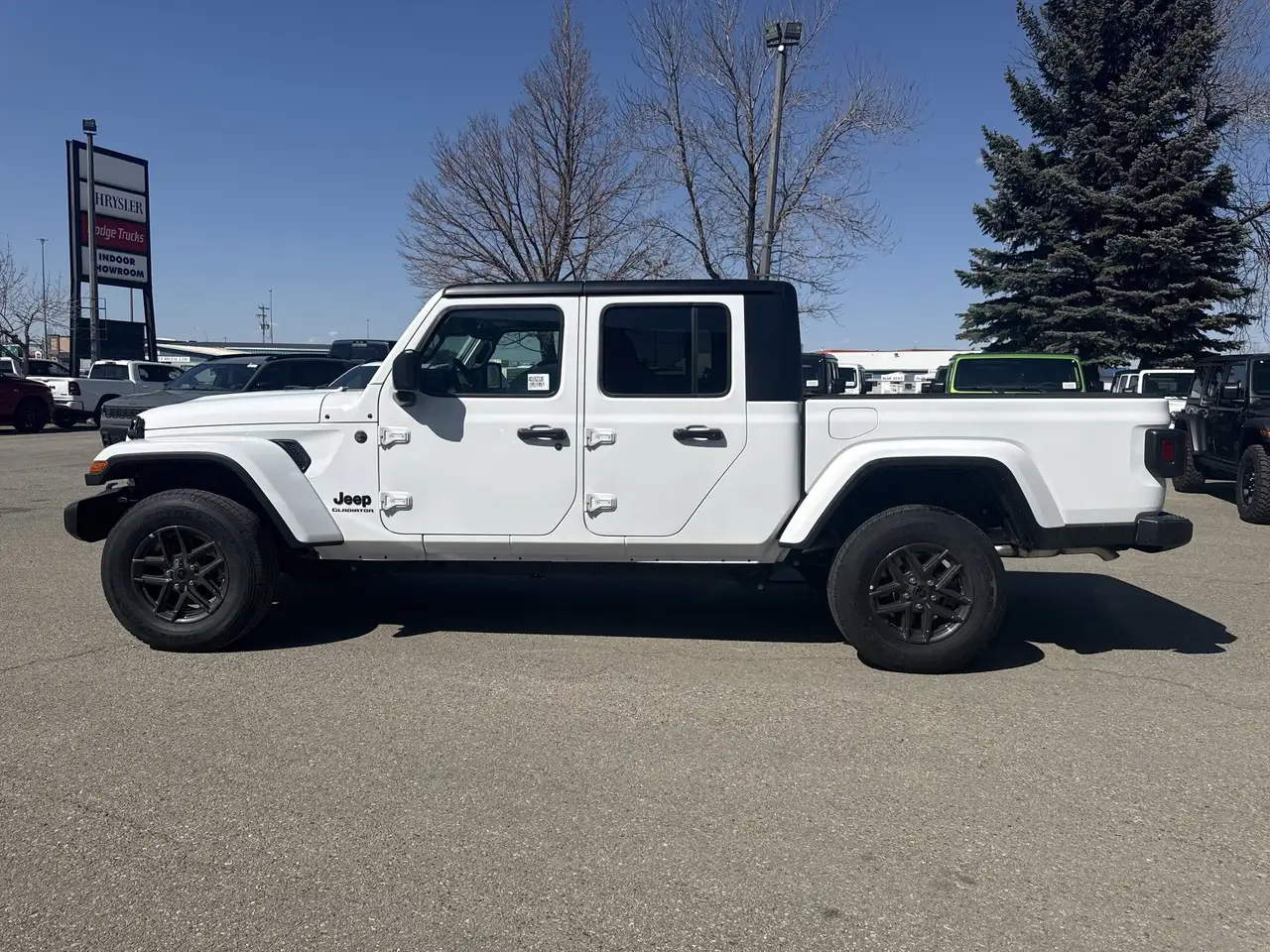 Jeep Gladiator снимка Jeep Gladiator