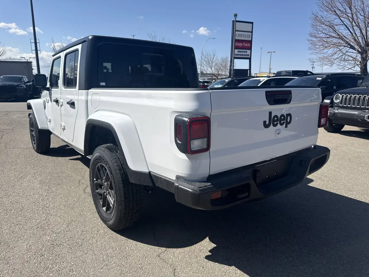 Jeep Gladiator снимка Jeep Gladiator