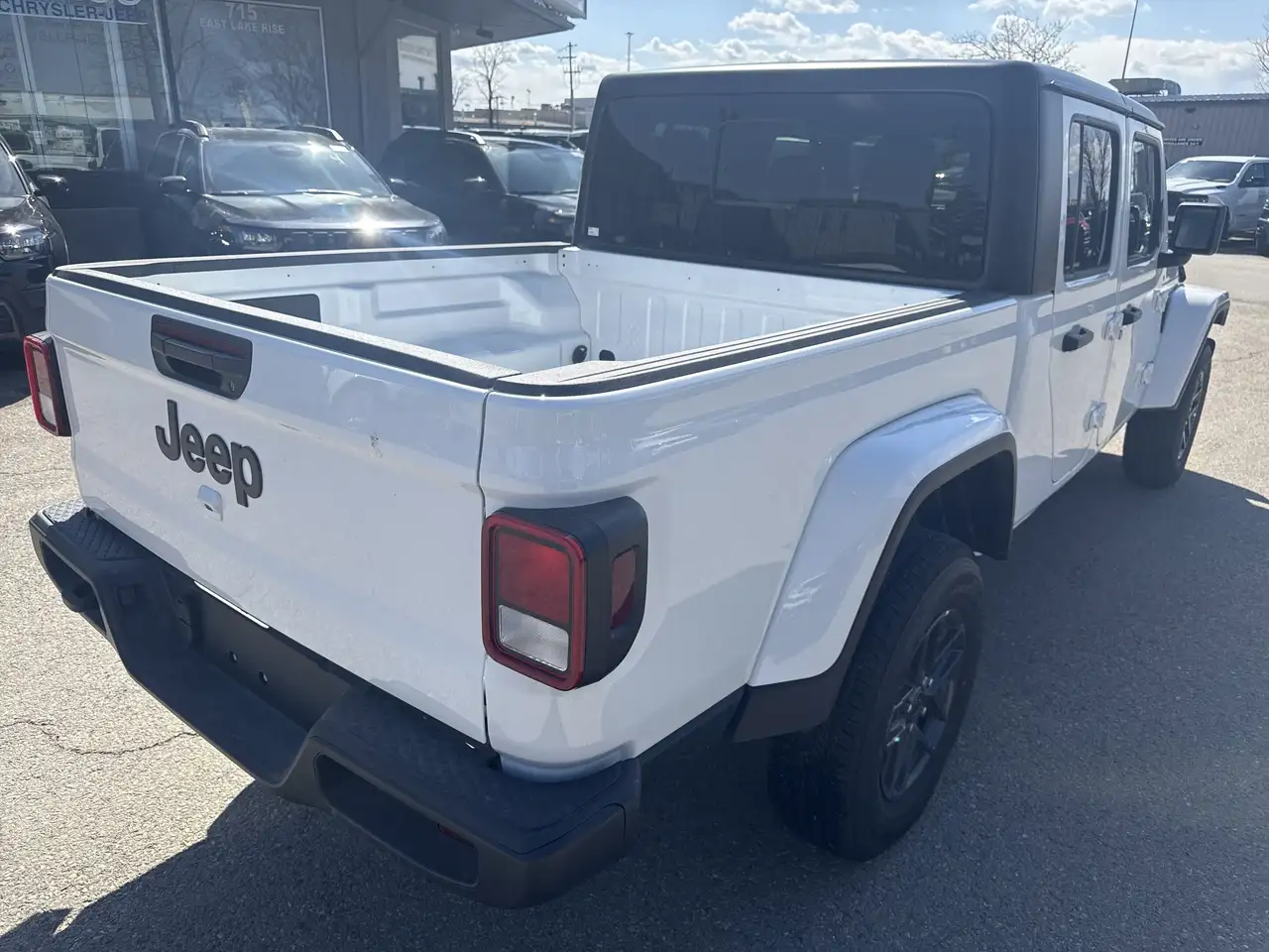 Jeep Gladiator снимка Jeep Gladiator