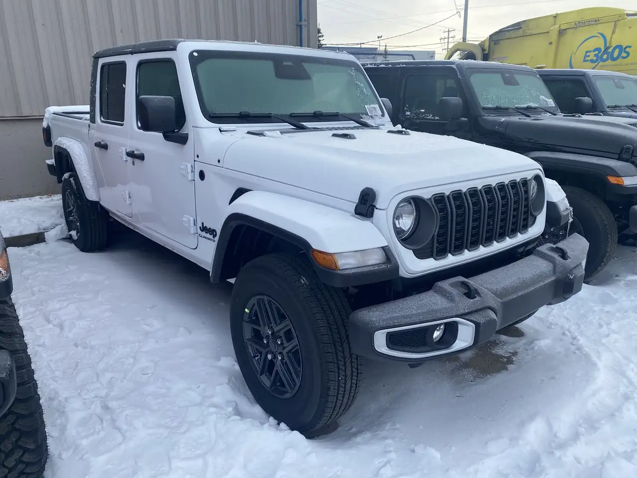 Jeep Gladiator снимка Jeep Gladiator