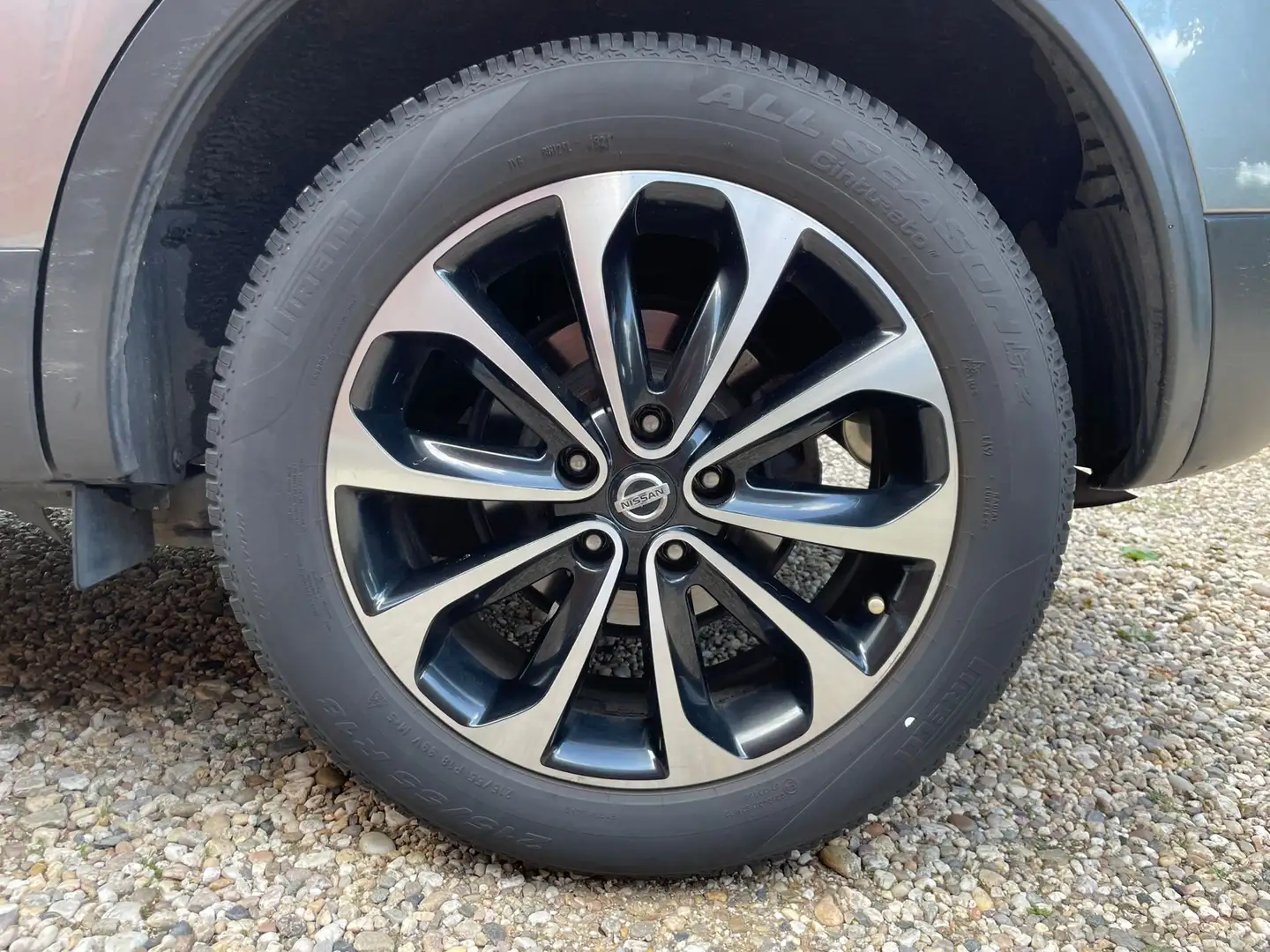 Nissan Qashqai 2.0 Connect Edition Grigio - 2