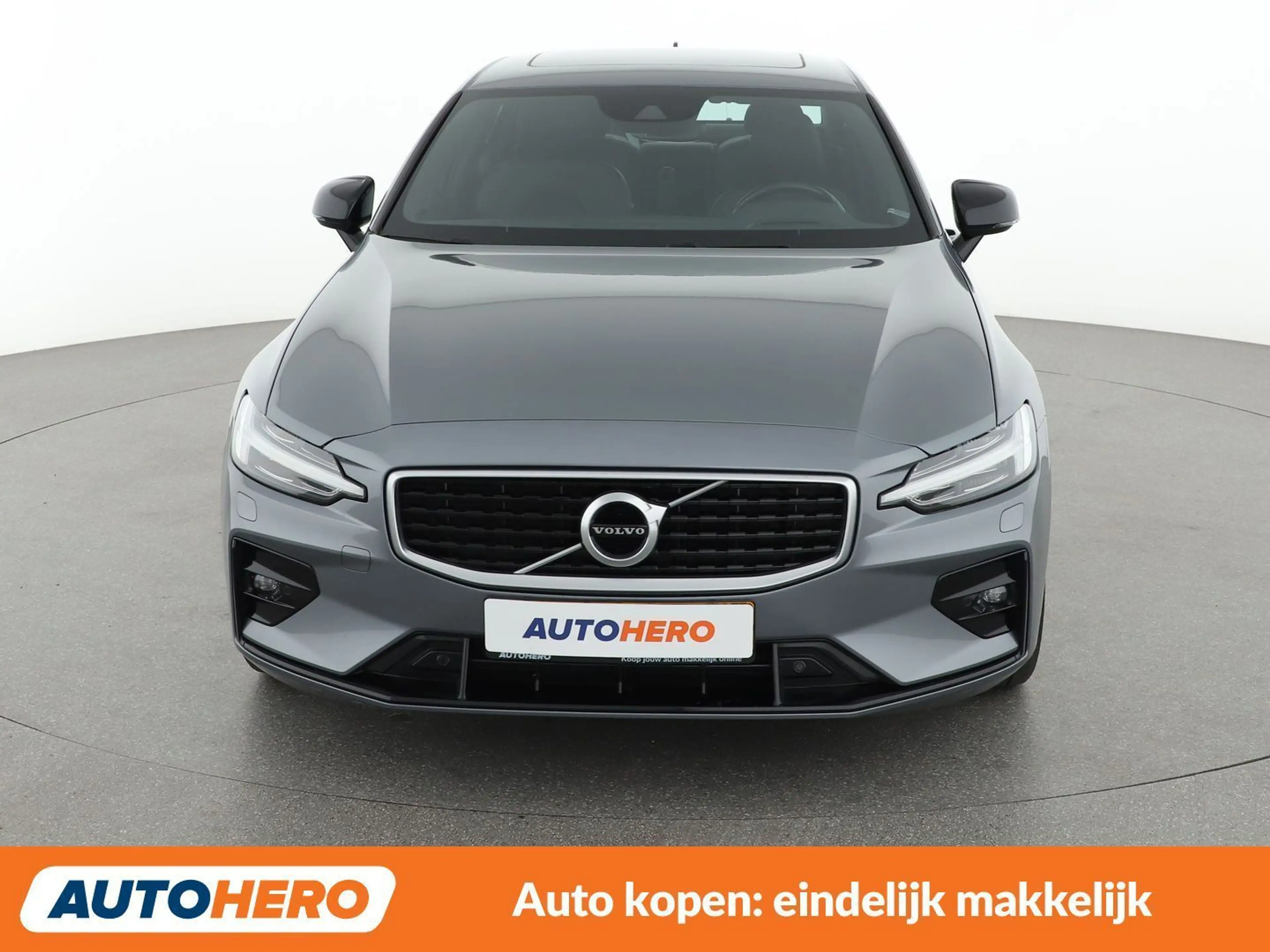 Volvo S60 2.0 T5 R-Design — photo 9