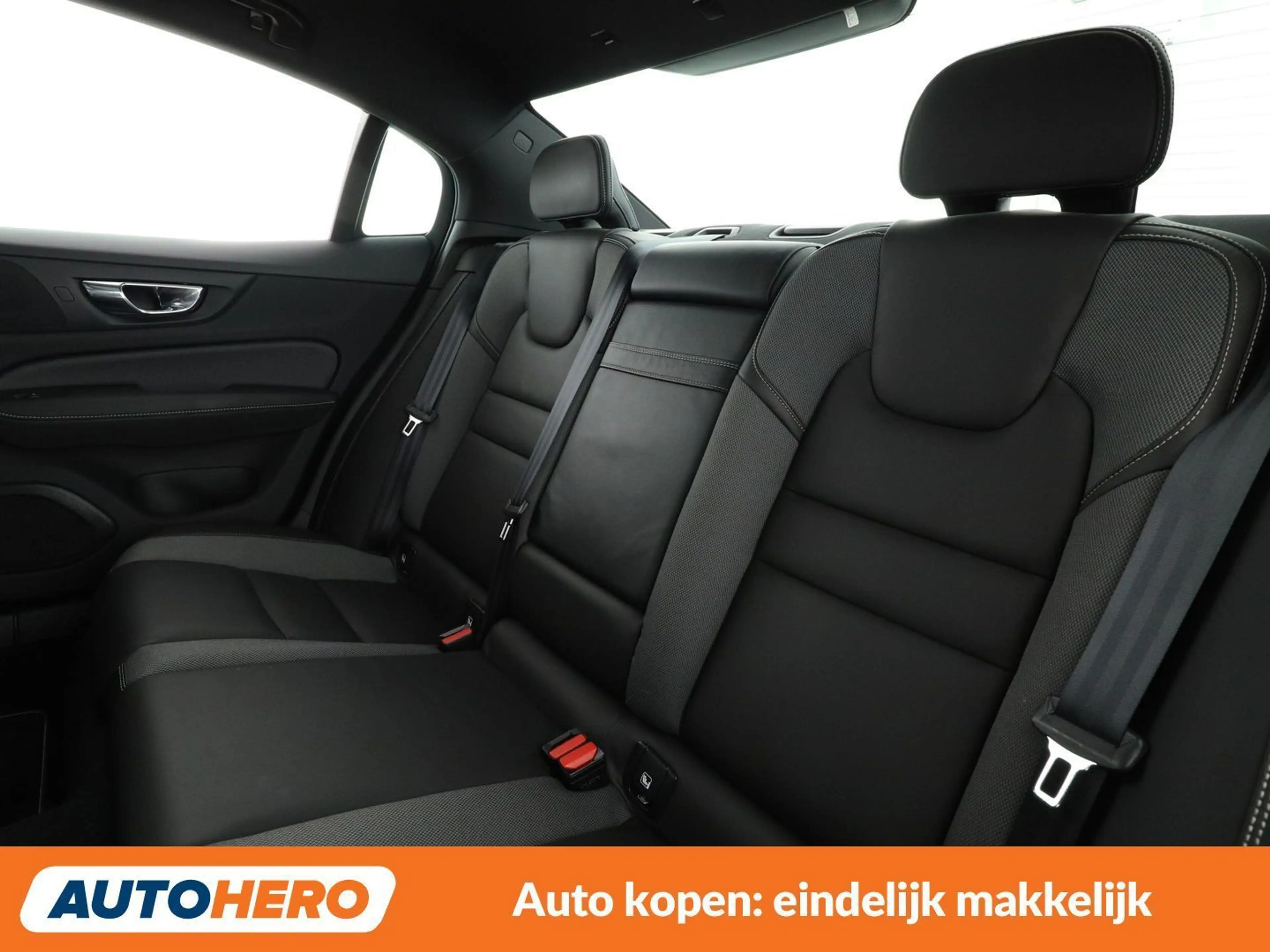 Volvo S60 2.0 T5 R-Design — photo 14