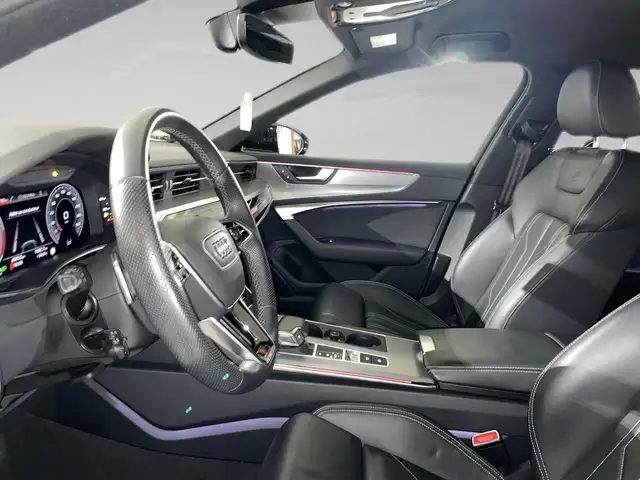 Audi A6 view 4