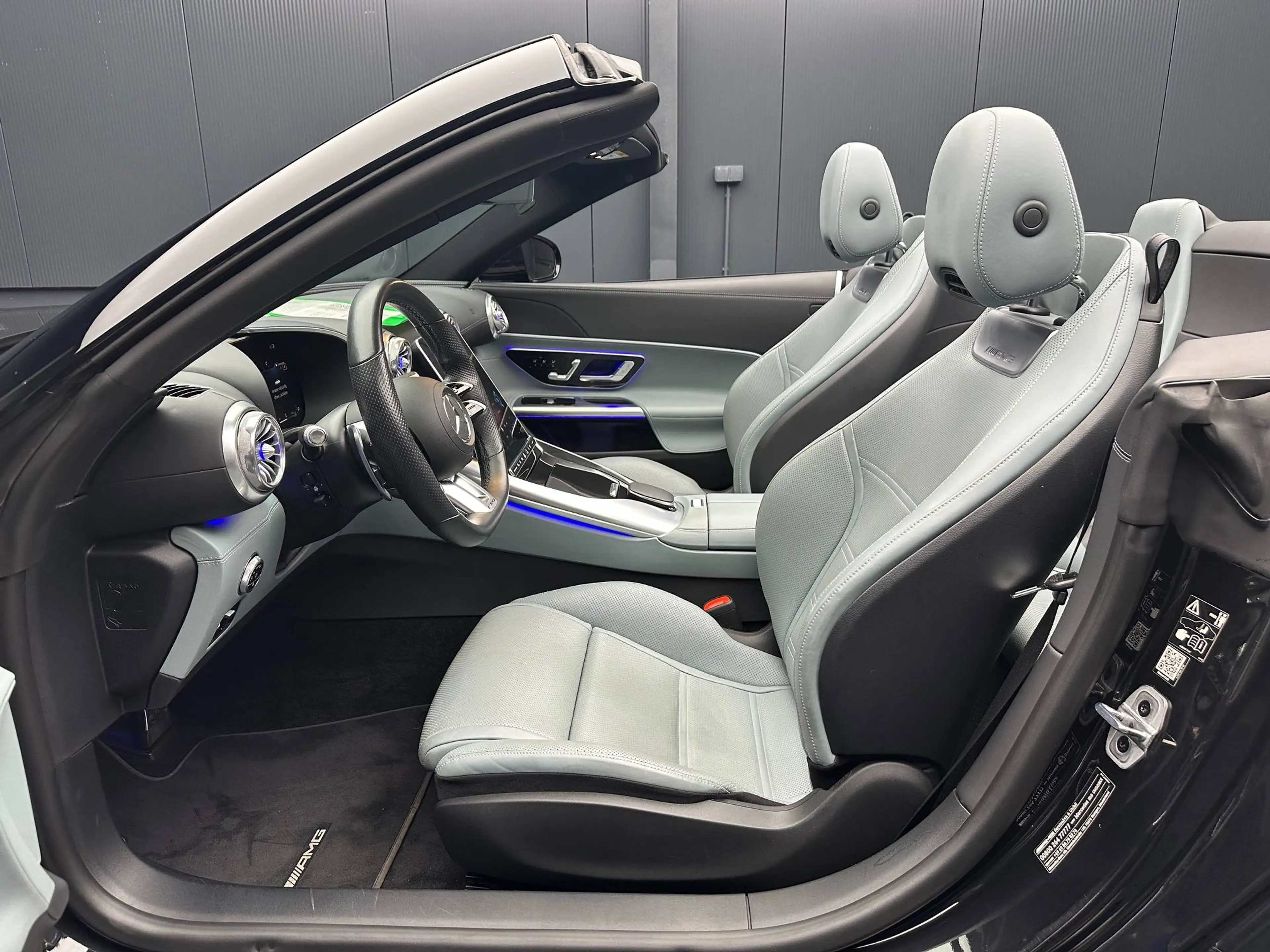Mercedes-Benz SL 63 AMG 4Matic *21Zoll*LIFT*HuD*LEDER/Nappa*SitzKlima* — photo 15