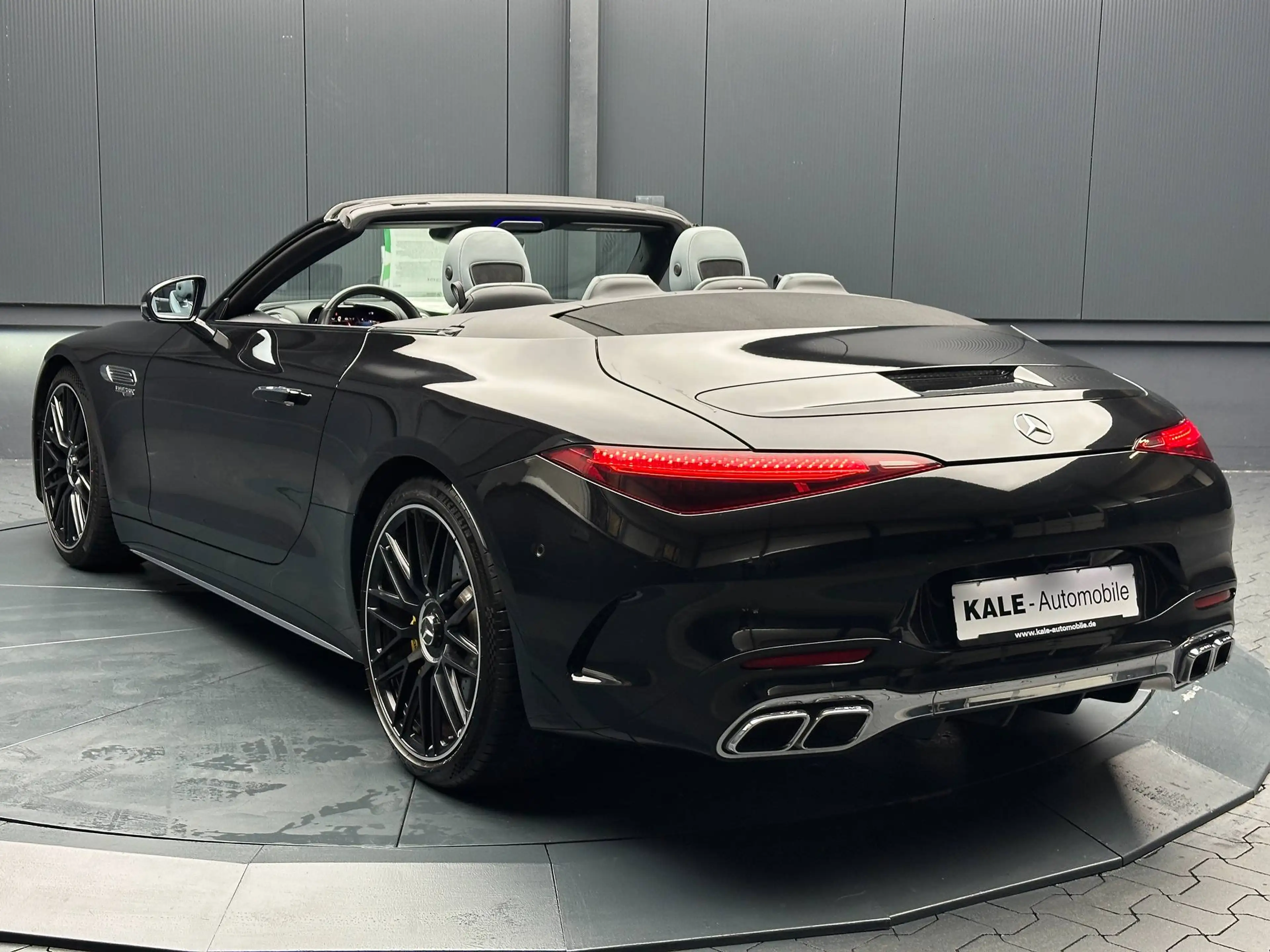 Mercedes-Benz SL 63 AMG 4Matic *21Zoll*LIFT*HuD*LEDER/Nappa*SitzKlima* — photo 3