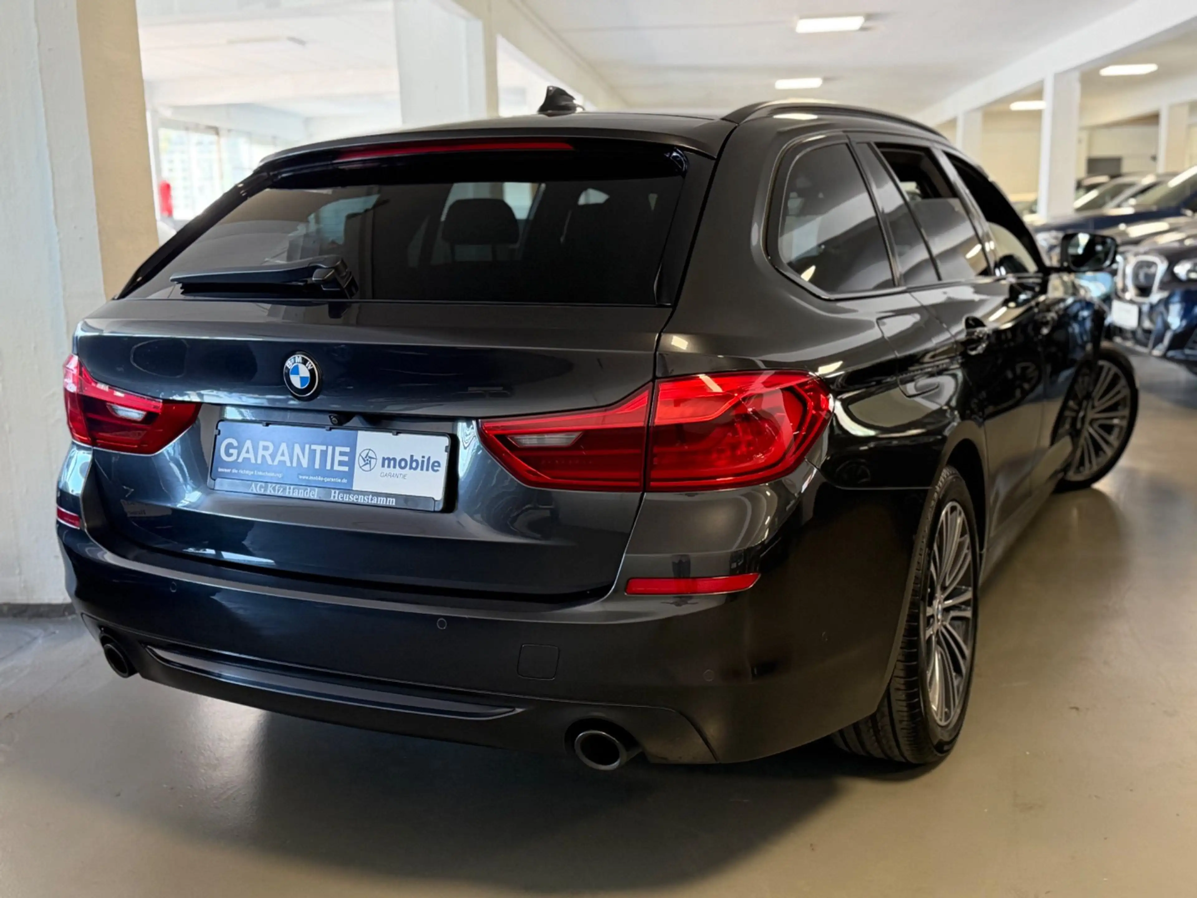 BMW 525 Sport Line 360°CAM/AHK/ACC/PANO/HUD/SPUR — photo 8