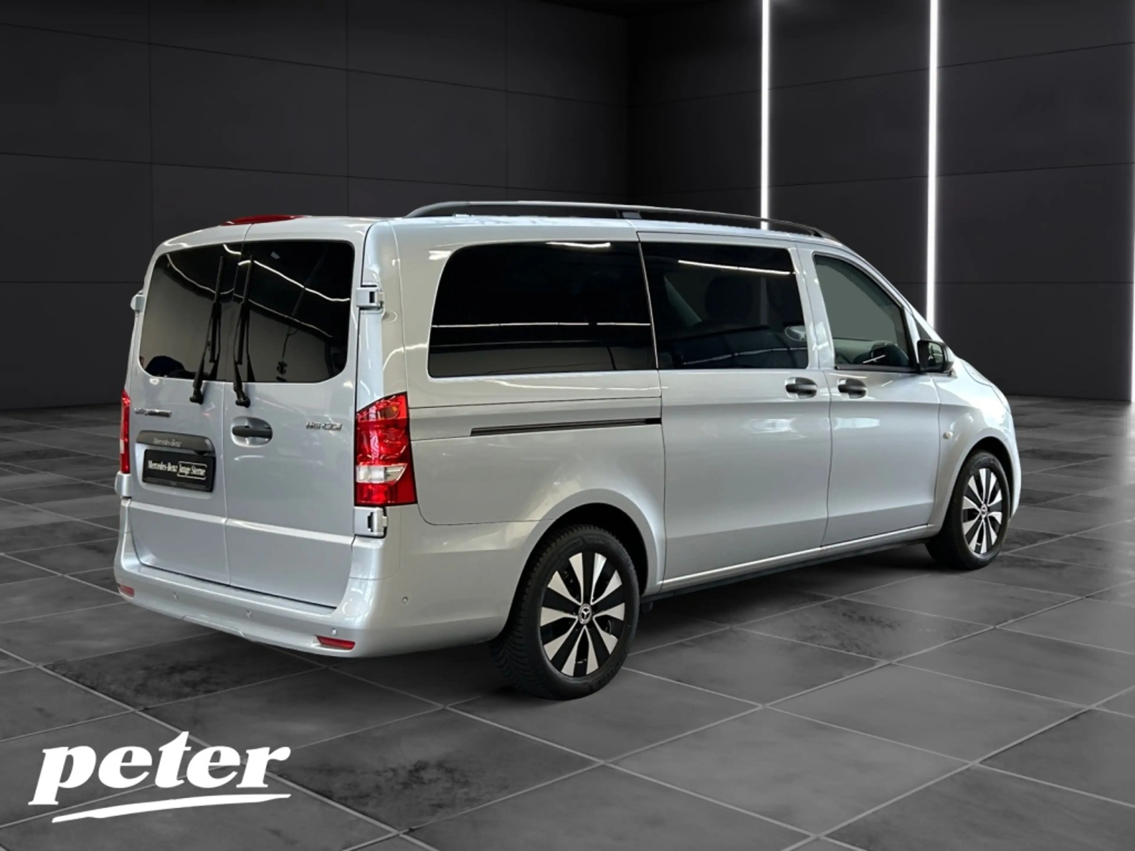 Mercedes-Benz Vito 116 CDI Tourer PRO Lang LED*AHK*STHZG*Kamera — photo 4