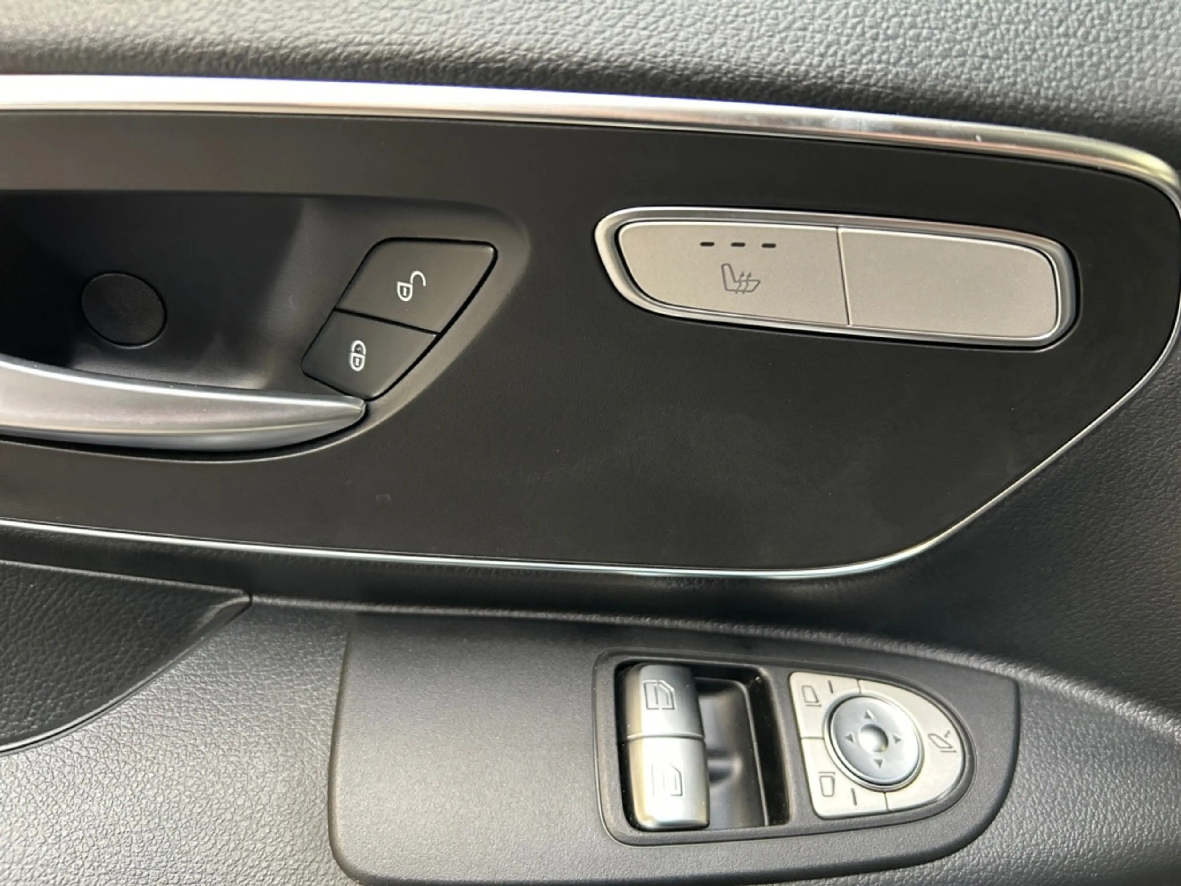 Mercedes-Benz Vito 116 CDI Tourer PRO Lang LED*AHK*STHZG*Kamera — photo 11