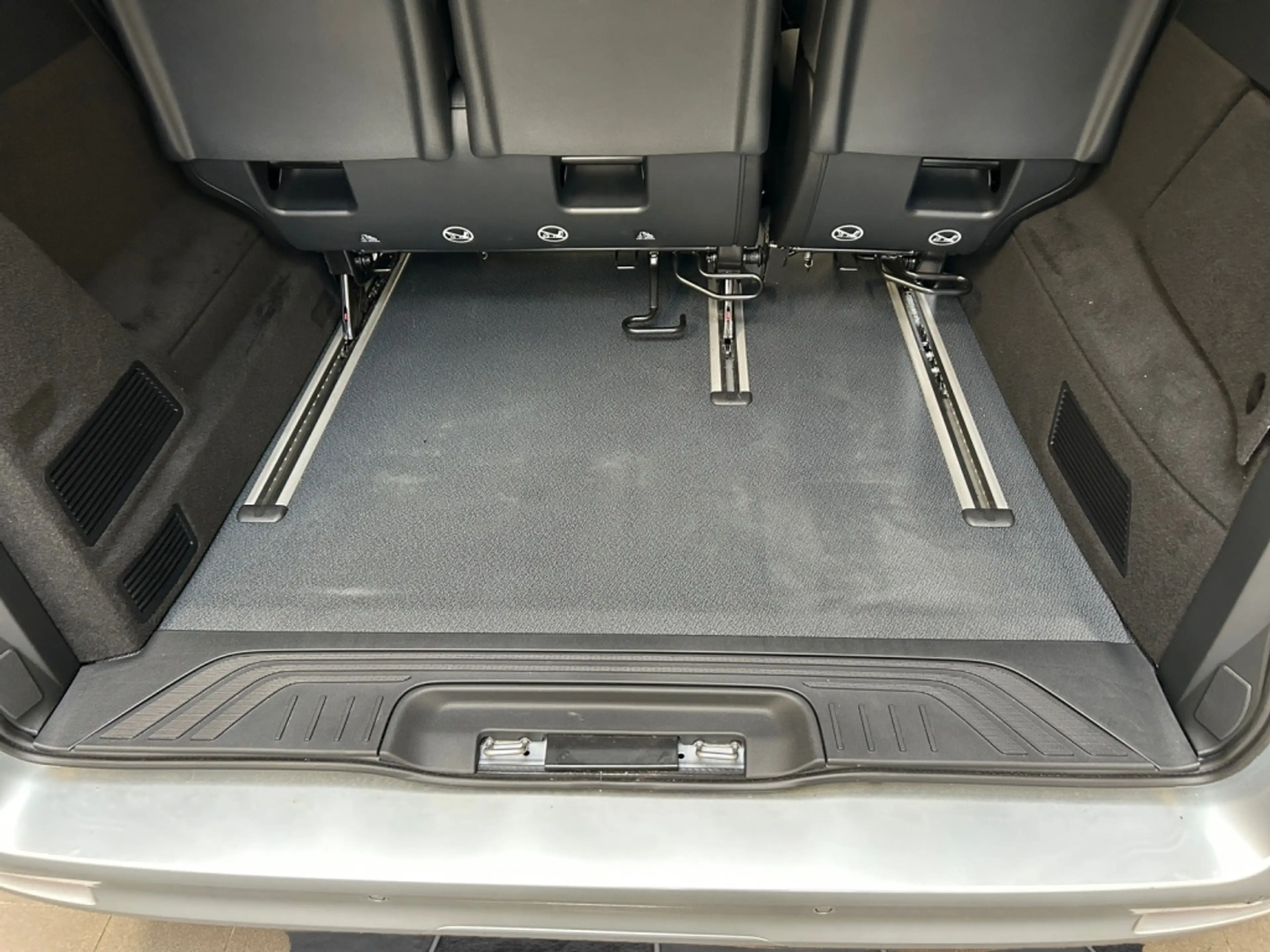 Mercedes-Benz Vito 116 CDI Tourer PRO Lang LED*AHK*STHZG*Kamera — photo 14