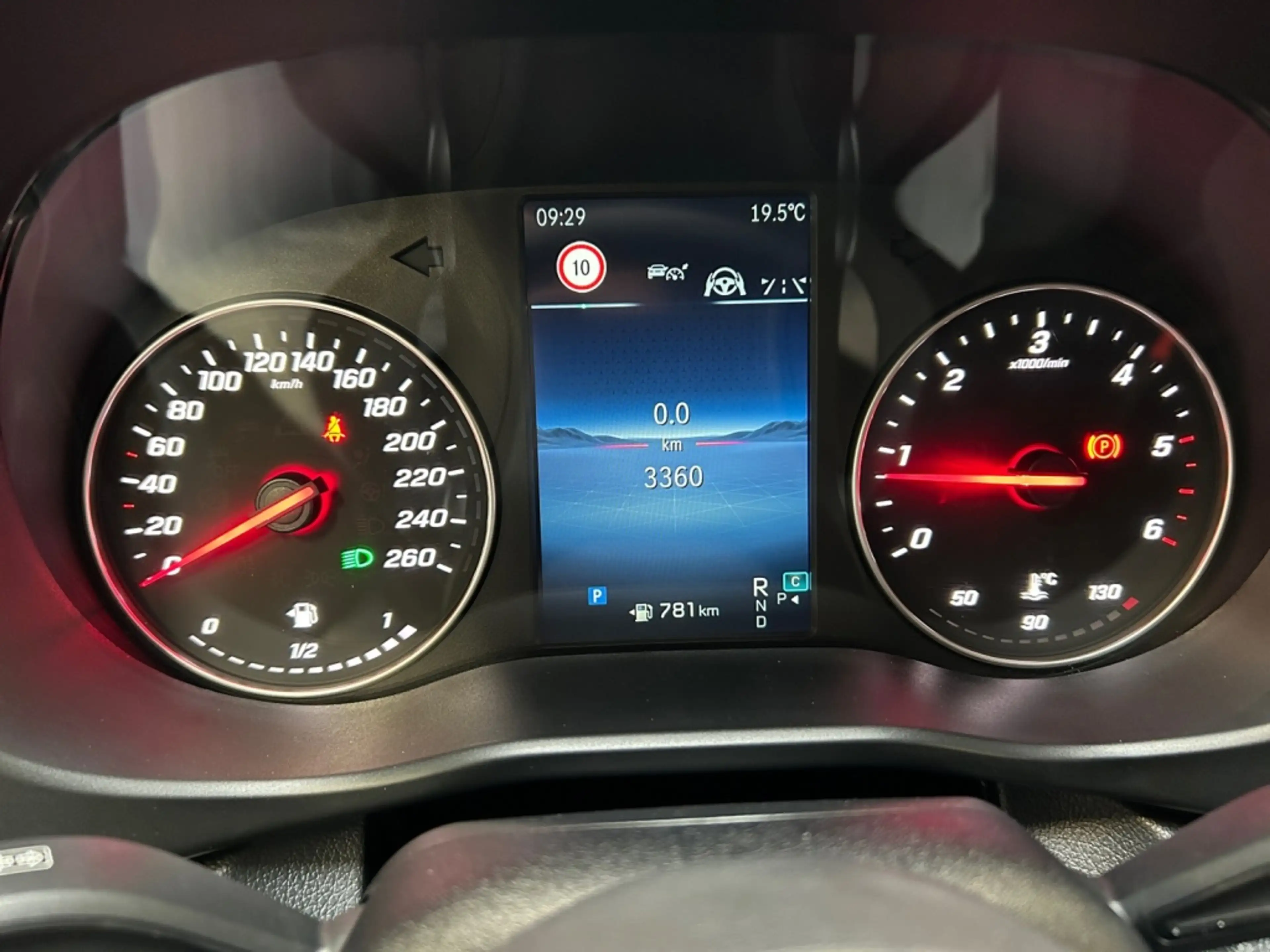 Mercedes-Benz Vito 116 CDI Tourer PRO Lang LED*AHK*STHZG*Kamera — photo 10