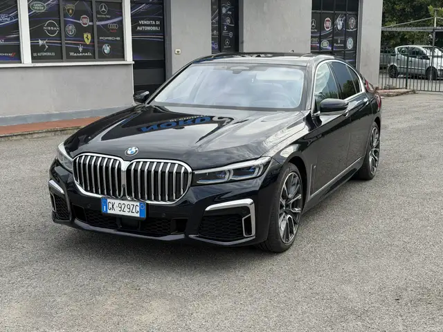 BMW 740