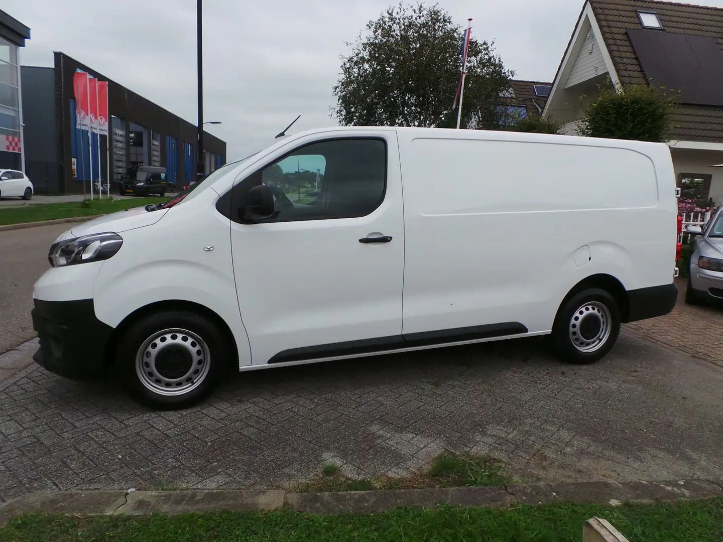 Toyota Proace Worker 1.5 D-4D Cool Long Airco,Cruise,Navi,Pdc,MF Wit - 1