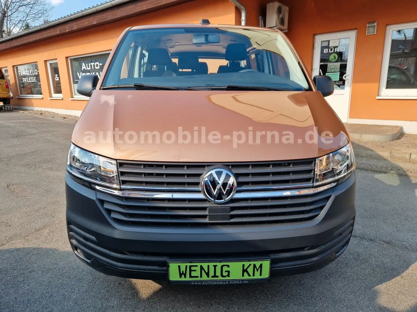 Volkswagen T6 Kombi T6.1 Kombi/Transp. 2.0TDI DSG +SHZ/PDC/APP/2xAC Oro - 2